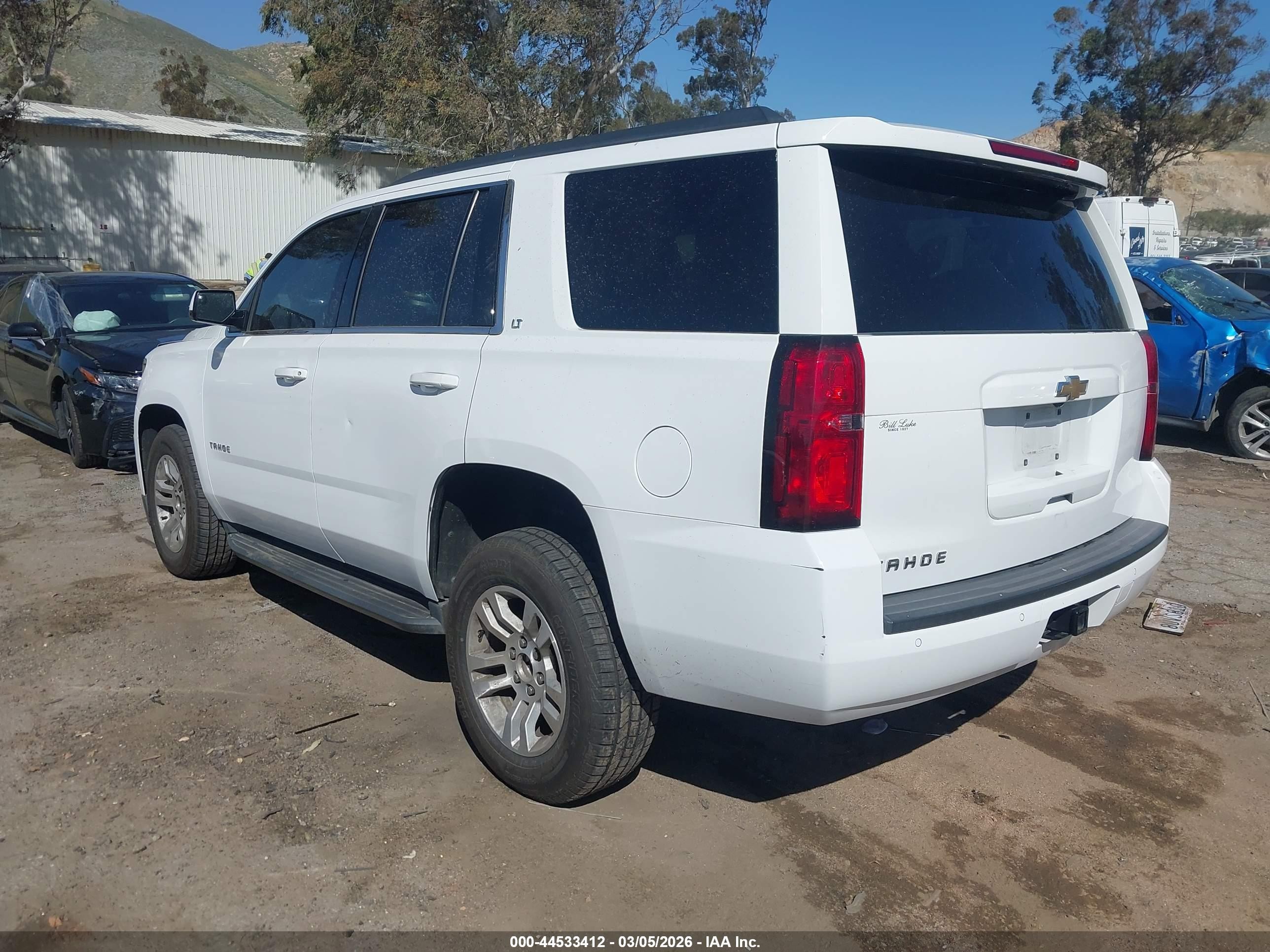 2019 Chevrolet Tahoe VIN 1GNSCBKC8KR390080 IAAI salvage auction — Unknown, Salvage (California), sold $7,875 on 2026-07-07 (photo 3)