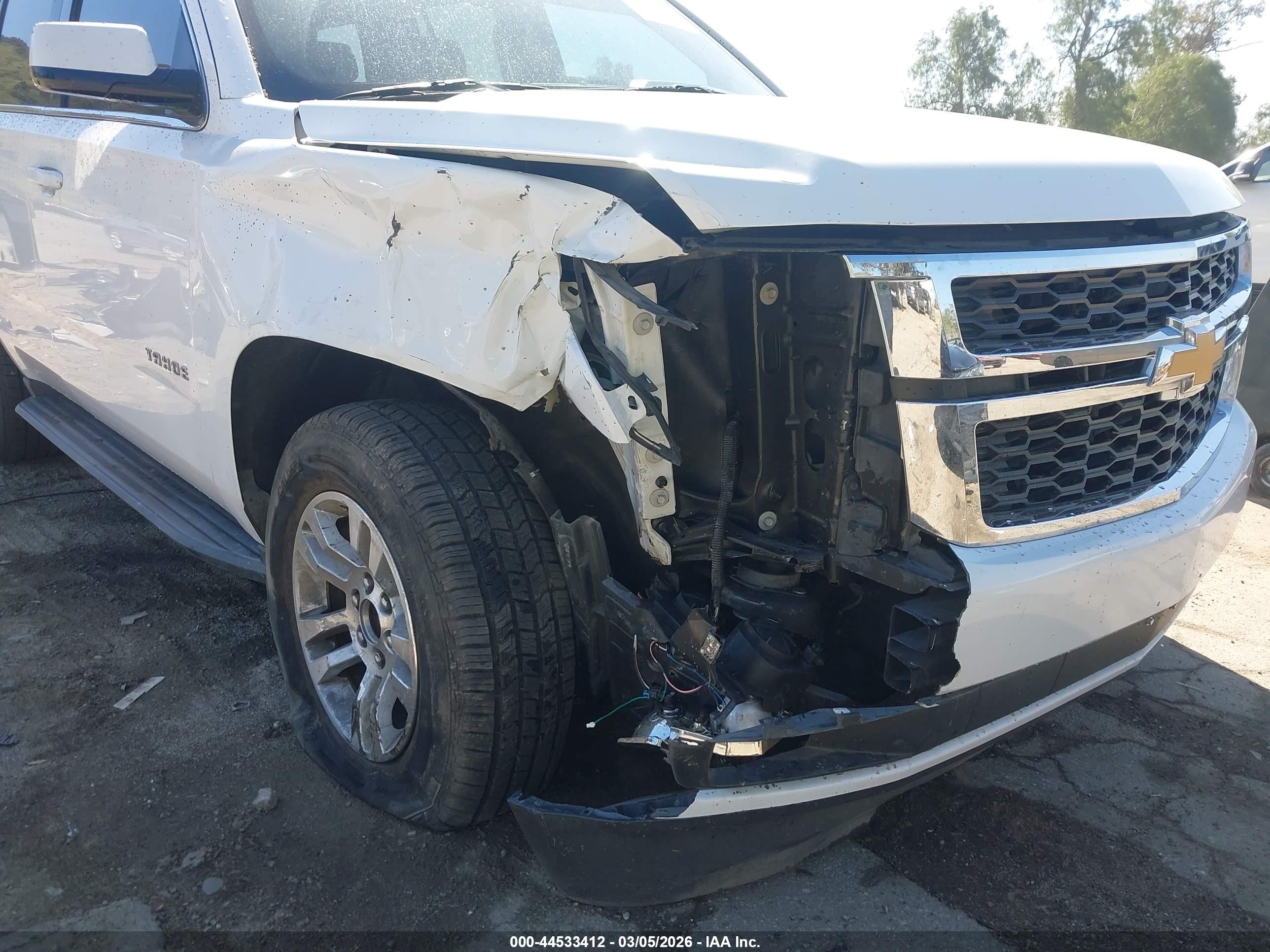 2019 Chevrolet Tahoe VIN 1GNSCBKC8KR390080 IAAI salvage auction — Unknown, Salvage (California), sold $7,875 on 2026-07-07 (photo 6)