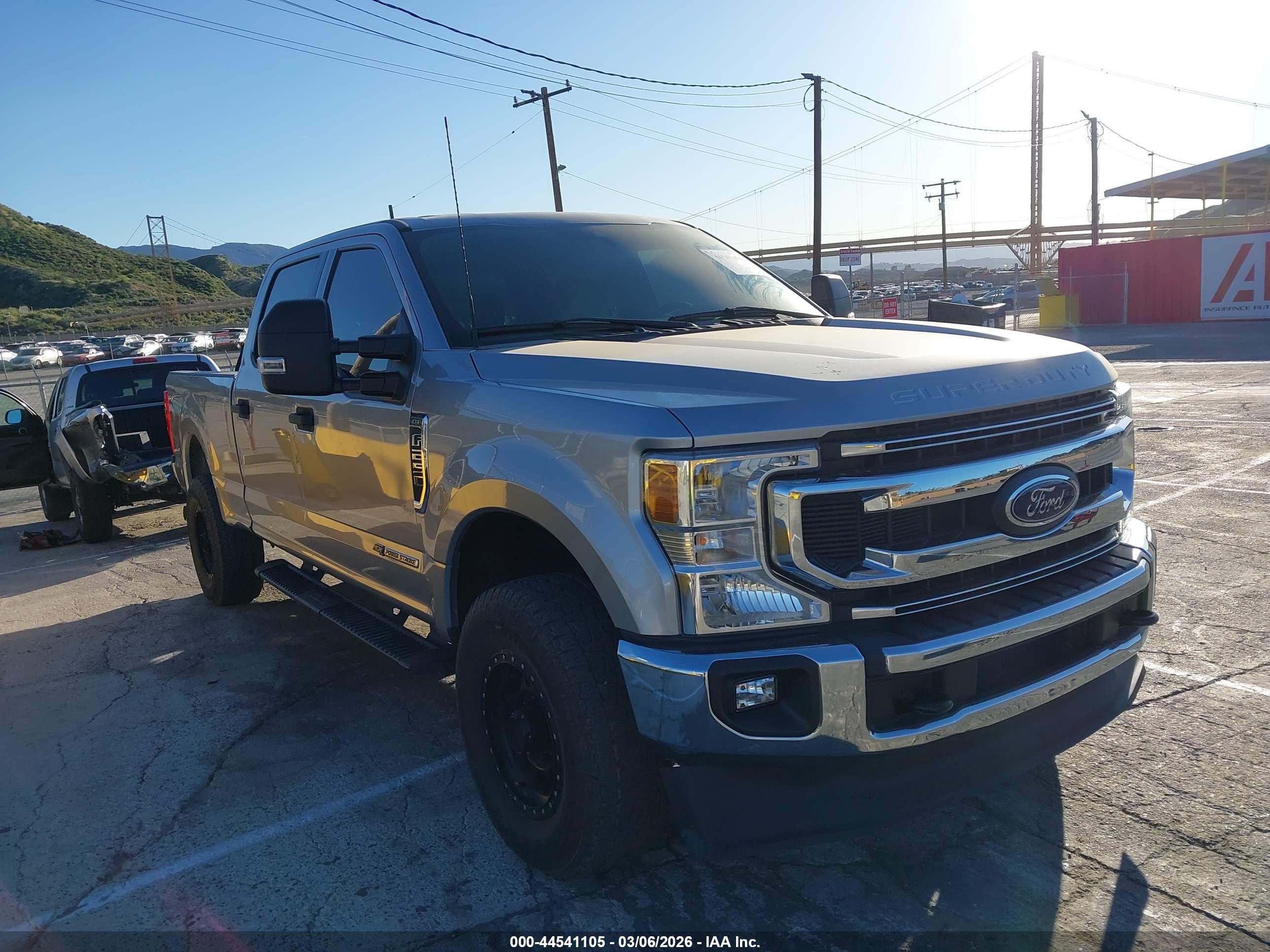 2022 Ford F-250 VIN 1FT8W2BT4NEG26178 — IAAI salvage auction photo