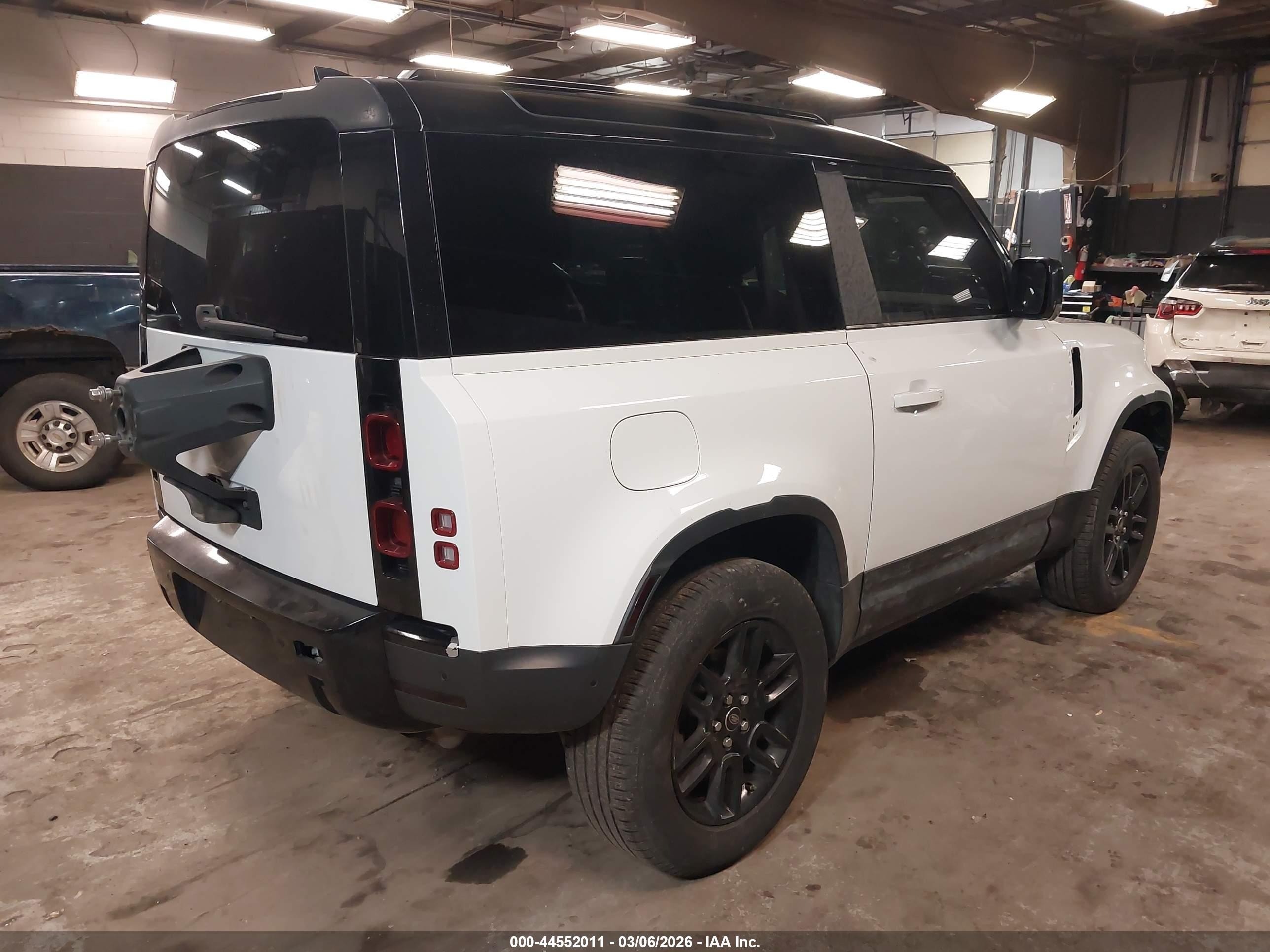 2022 Land Rover Defender VIN SALEK6RX3N2064184 IAAI salvage auction — Side, Mv-907A (New York), sold $18,100 on 2026-06-30 (photo 4)