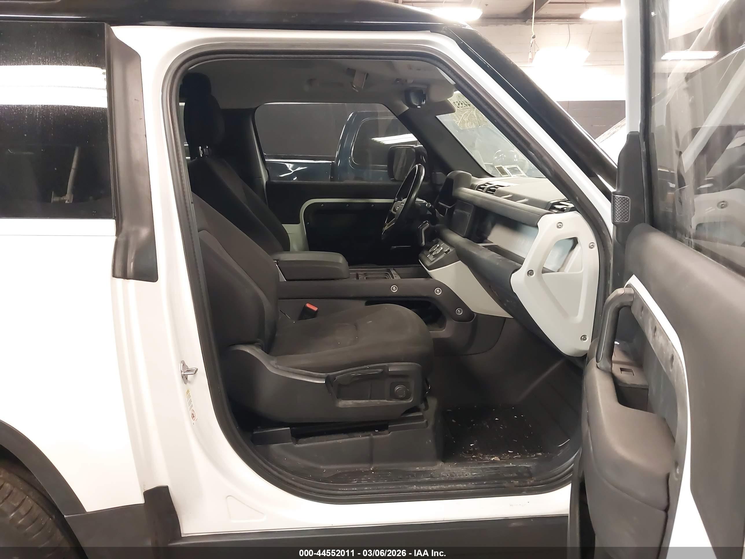 2022 Land rover Defender VIN SALEK6RX3N2064184 IAAI salvage auction — Side, Mv-907A (New York), sold $18,100 on 2026-06-30 (photo 5)