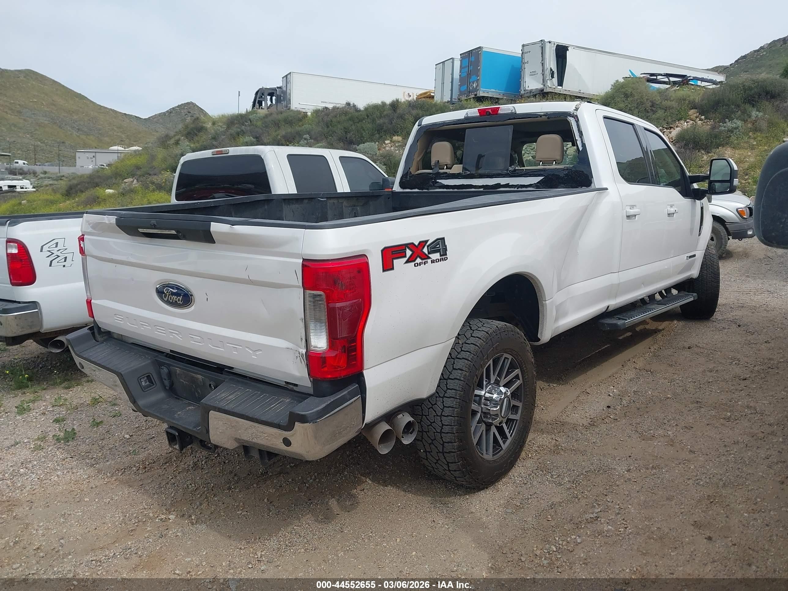 2019 Ford F-350 VIN 1FT8W3BT9KEC29499 IAAI salvage auction — Transmission Damage, Salvage (California), sold $8,000 on 2026-07-07 (photo 4)