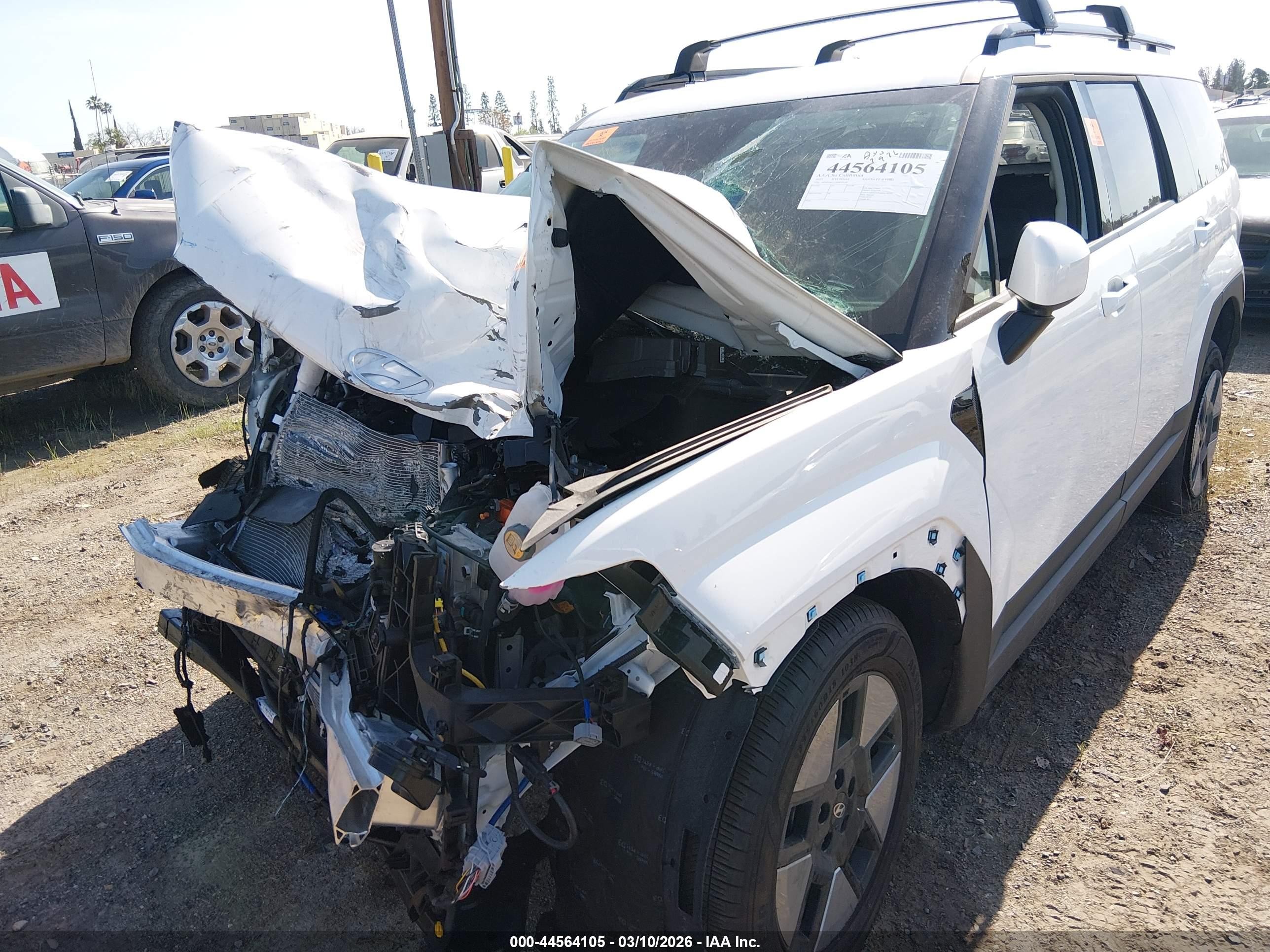 2025 Hyundai Santa Fe Hybrid VIN 5NMP24G11SH037169 IAAI salvage auction — Biohazard/Chemical, Salvage (California), sold $3,700 on 2026-07-07 (photo 6)