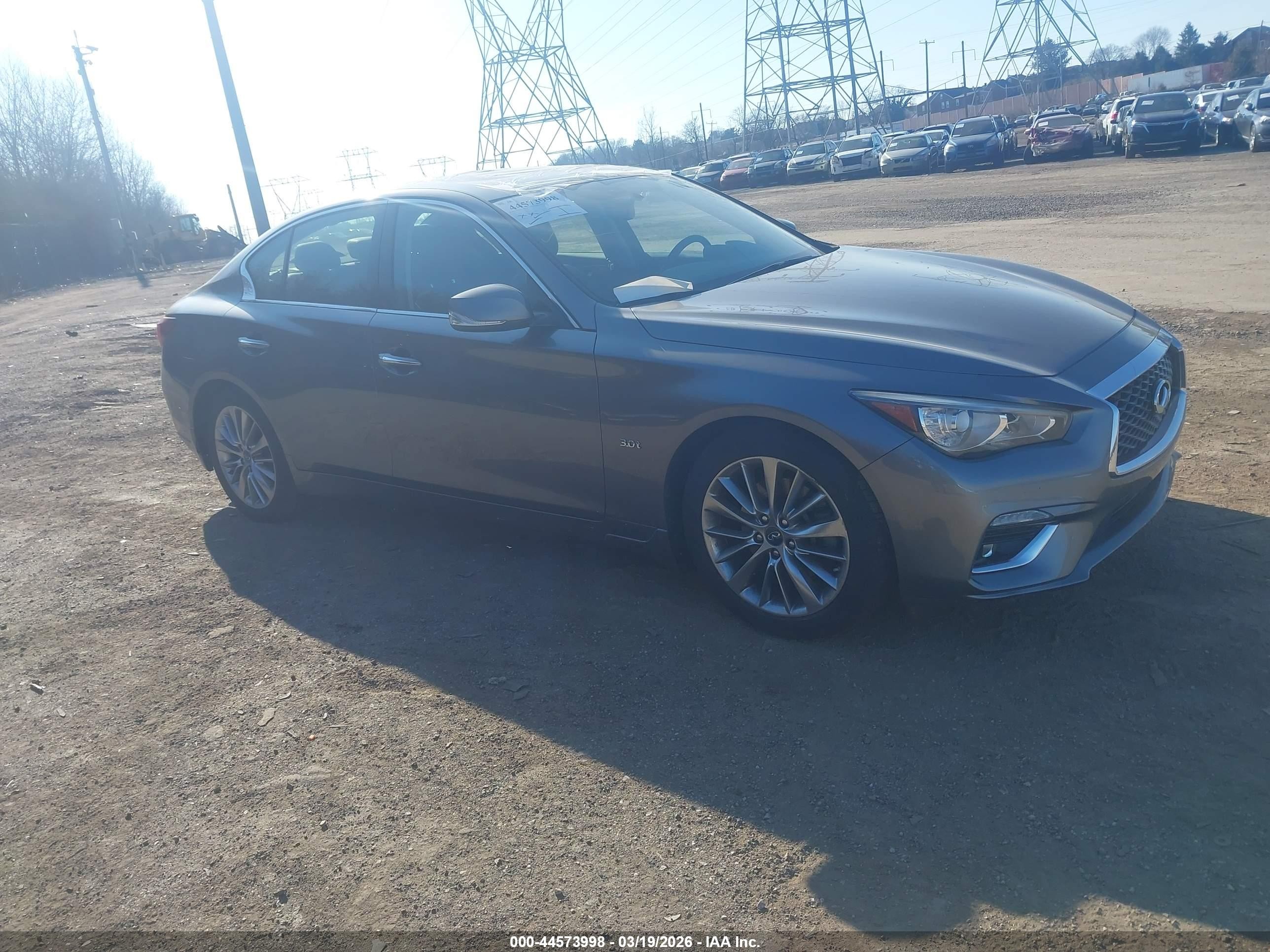 2019 Infiniti Q50 VIN JN1EV7AR6KM550184 — IAAI salvage auction photo