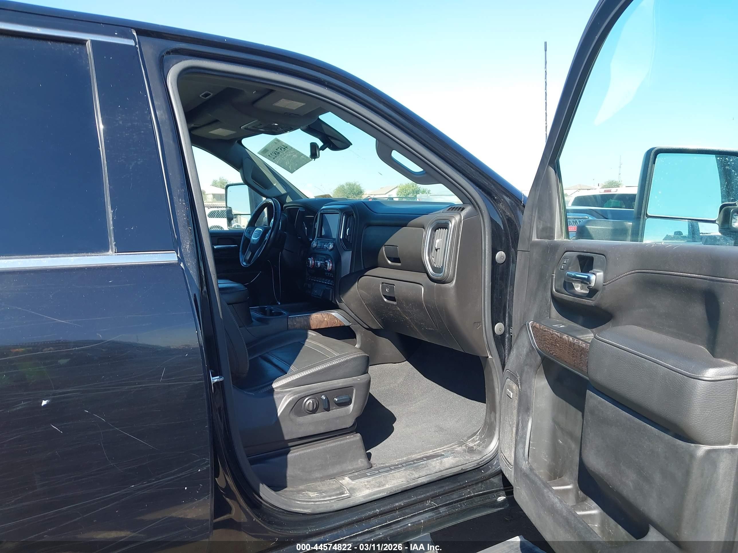 2023 GMC Sierra VIN 1GT49REY6PF243913 IAAI salvage auction — Theft, Clear - Dealer Only (California), sold $40,500 on 2026-06-22 (photo 7)