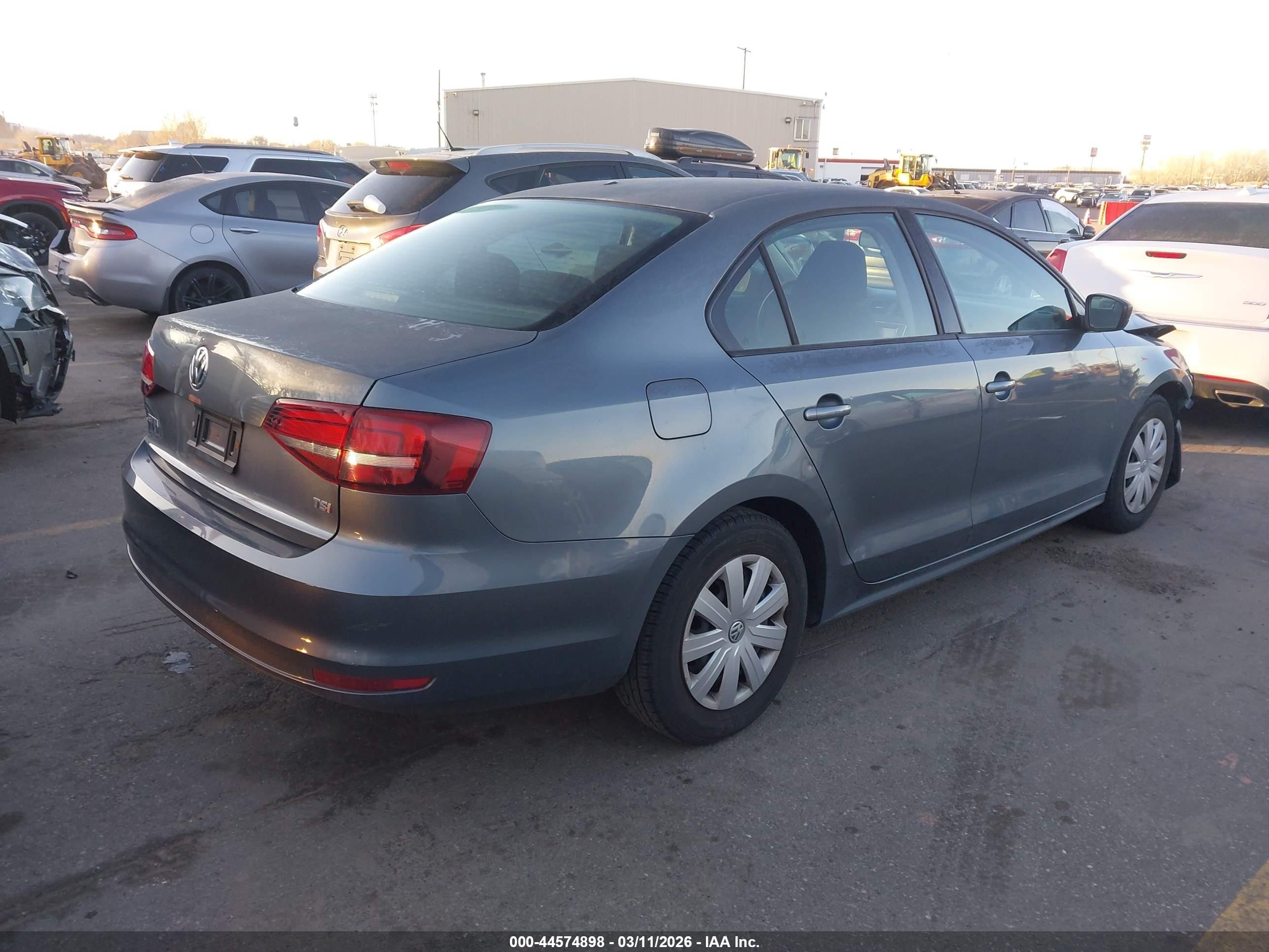 2016 Volkswagen Jetta VIN 3VW267AJ4GM303472 IAAI salvage auction — Front End, Salvage (Utah), sold $1,050 on 2026-07-02 (photo 4)