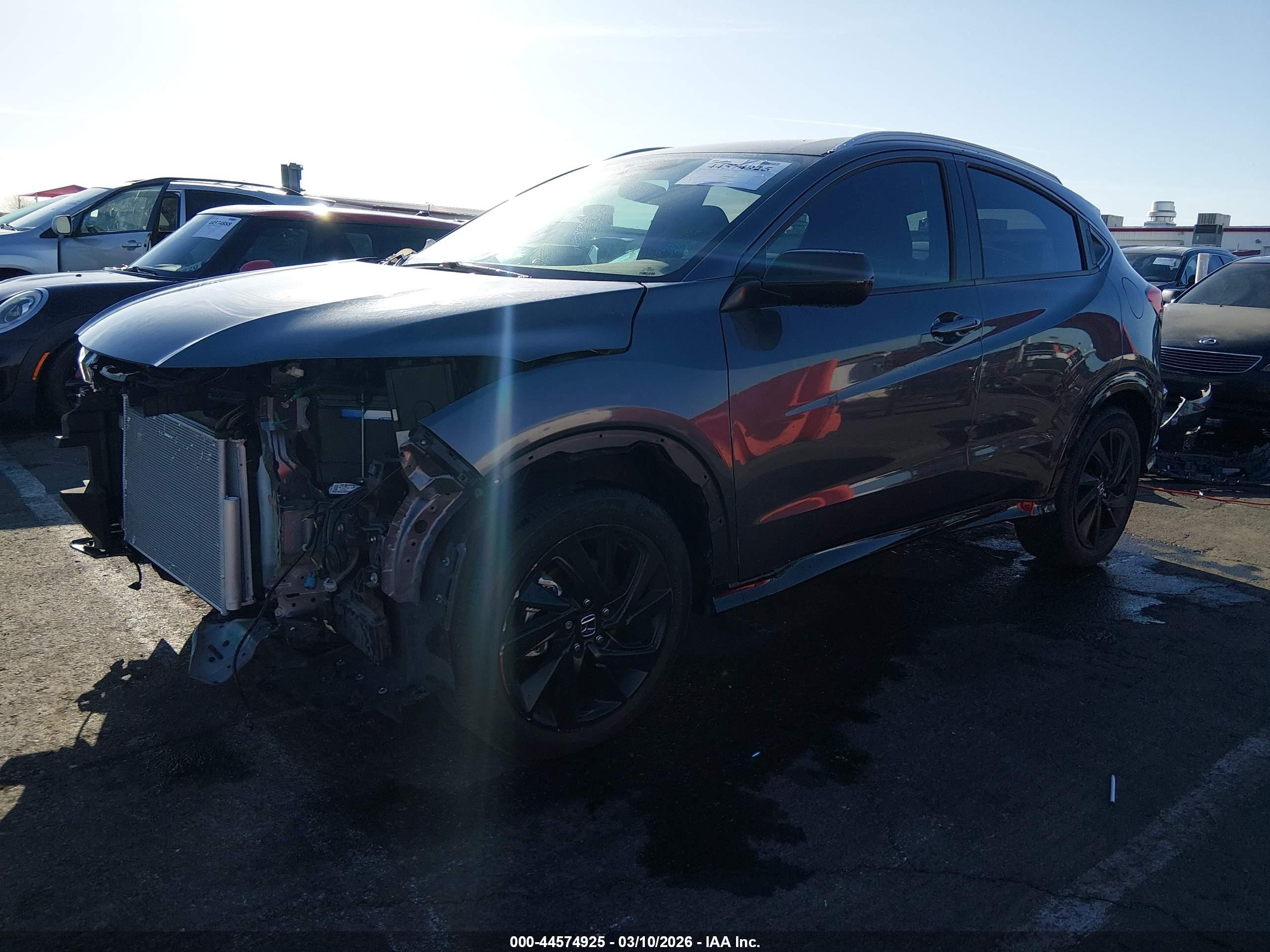 2022 Honda HR-V VIN 3CZRU6H14NM741438 IAAI salvage auction — Front End, Salvage (Nevada), sold $7,400 on 2026-07-10 (photo 2)