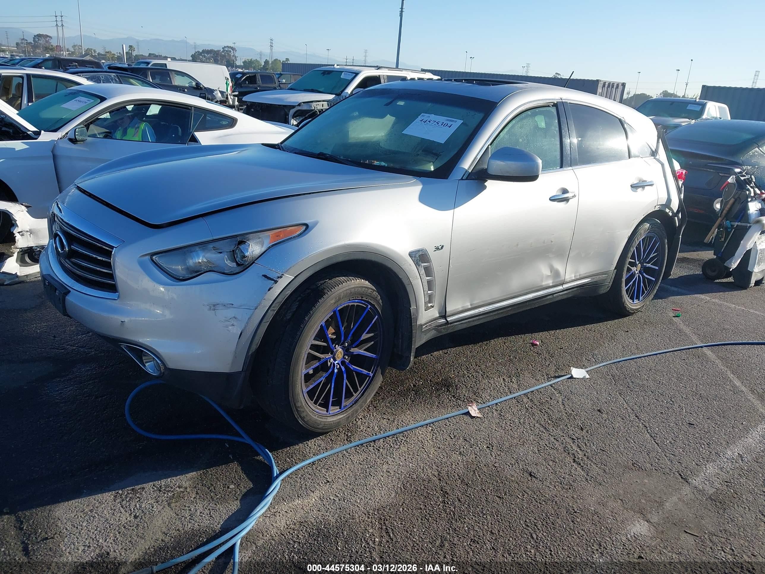 2014 Infiniti QX70 VIN JN8CS1MW7EM413212 IAAI salvage auction — Unknown, Salvage (California), sold $300 on 2026-07-02 (photo 2)