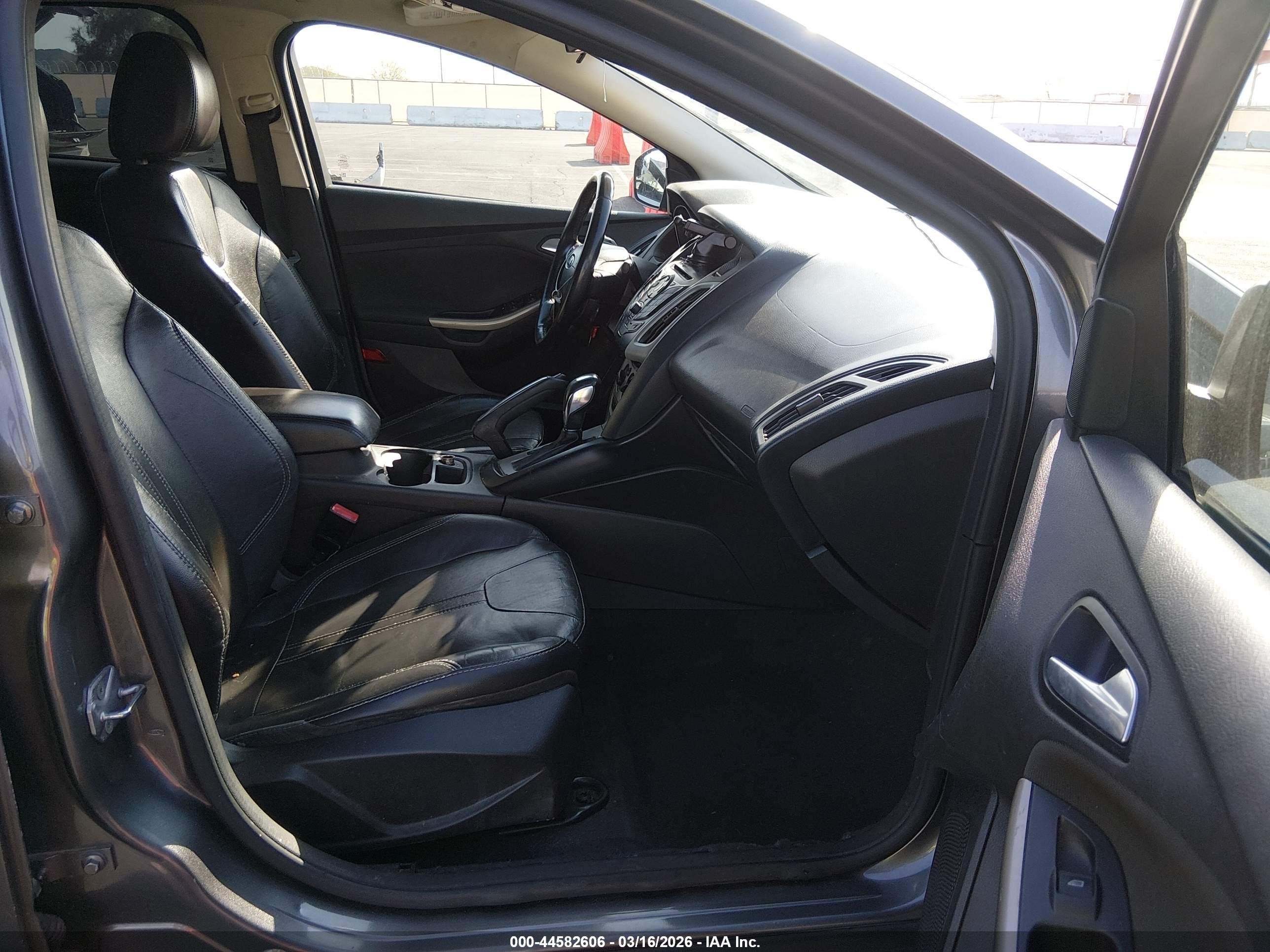 2013 Ford Focus VIN 1FADP3F29DL201512 IAAI salvage auction — Rear End, Salvage (Nevada), sold $275 on 2026-07-10 (photo 5)