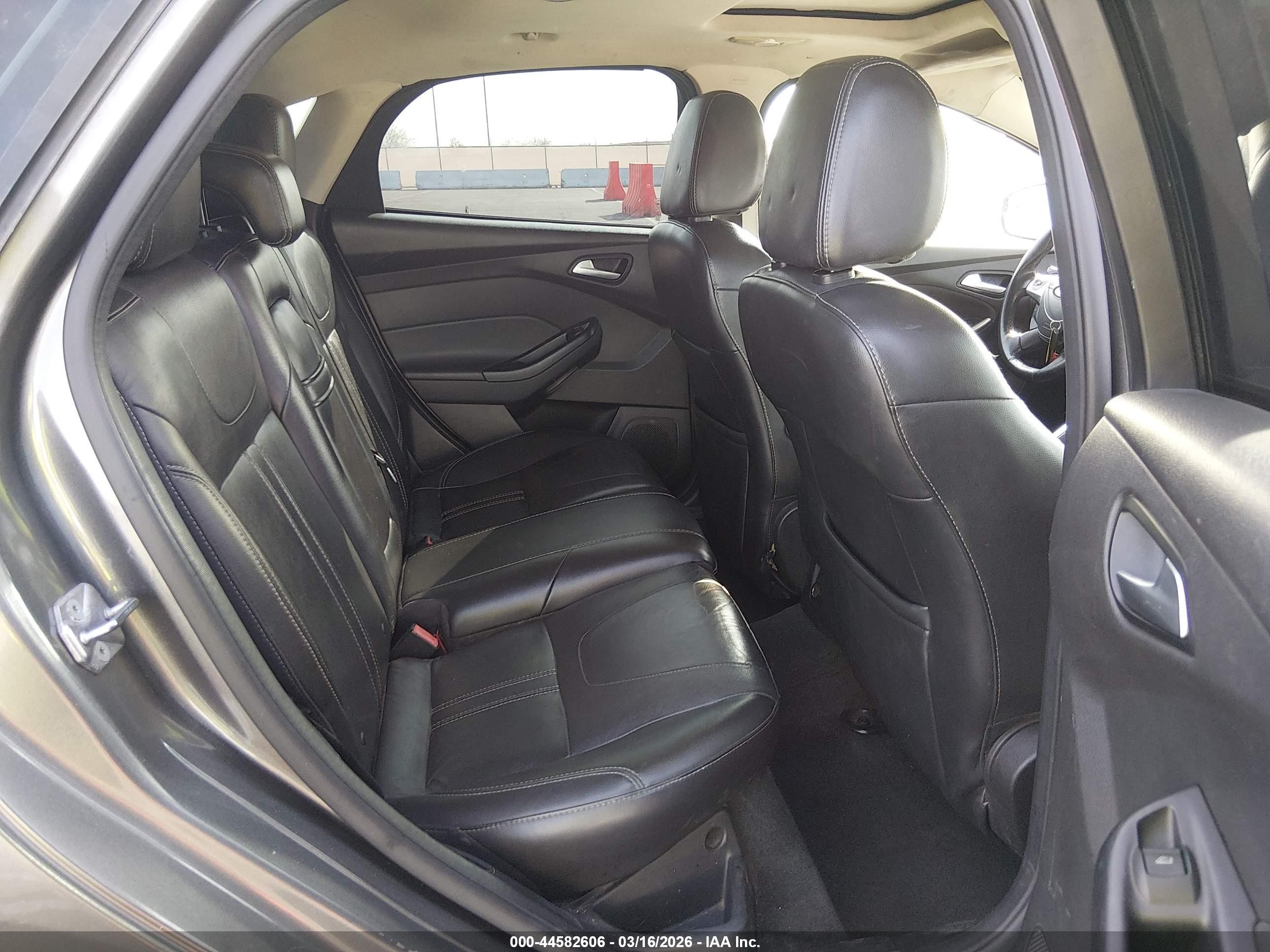 2013 Ford Focus VIN 1FADP3F29DL201512 IAAI salvage auction — Rear End, Salvage (Nevada), sold $275 on 2026-07-10 (photo 8)