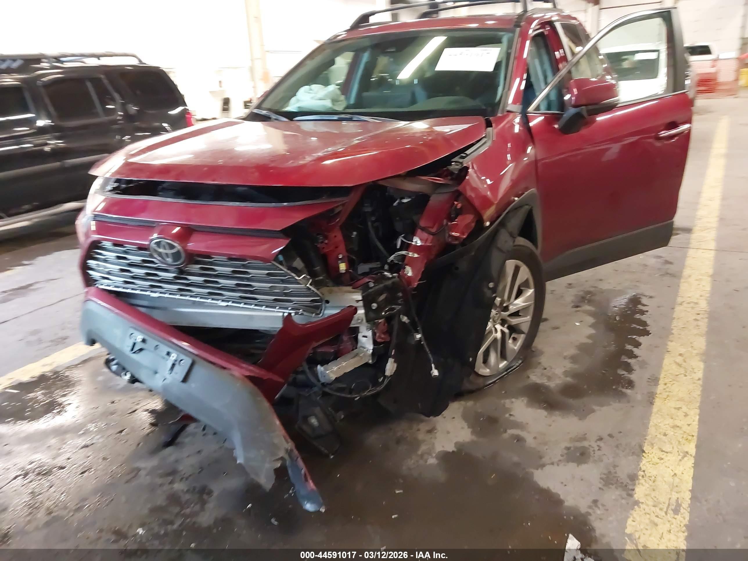 2025 Toyota RAV4 VIN 2T3N1RFV5SW500924 IAAI salvage auction — Front End, Salvage (Oregon), sold $9,200 on 2026-07-09 (photo 6)