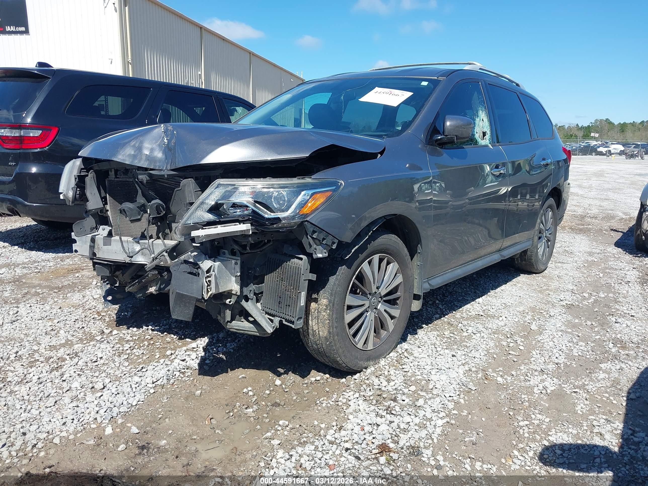 2020 Nissan Pathfinder VIN 5N1DR2AN2LC596692 IAAI salvage auction — Front End, Salvage (Mississippi), sold $400 on 2026-07-01 (photo 2)