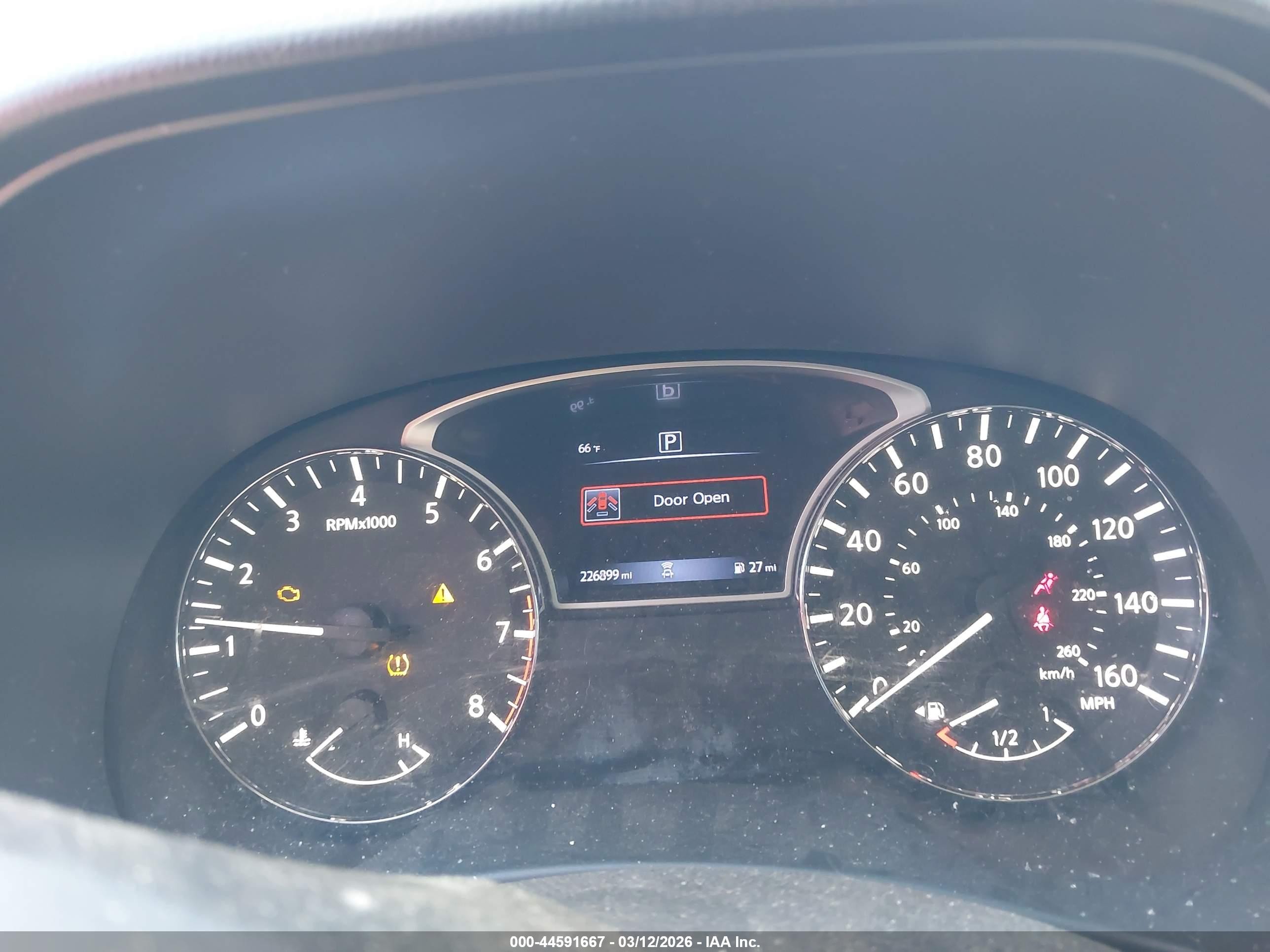 2020 Nissan Pathfinder VIN 5N1DR2AN2LC596692 IAAI salvage auction — Front End, Salvage (Mississippi), sold $400 on 2026-07-01 (photo 7)