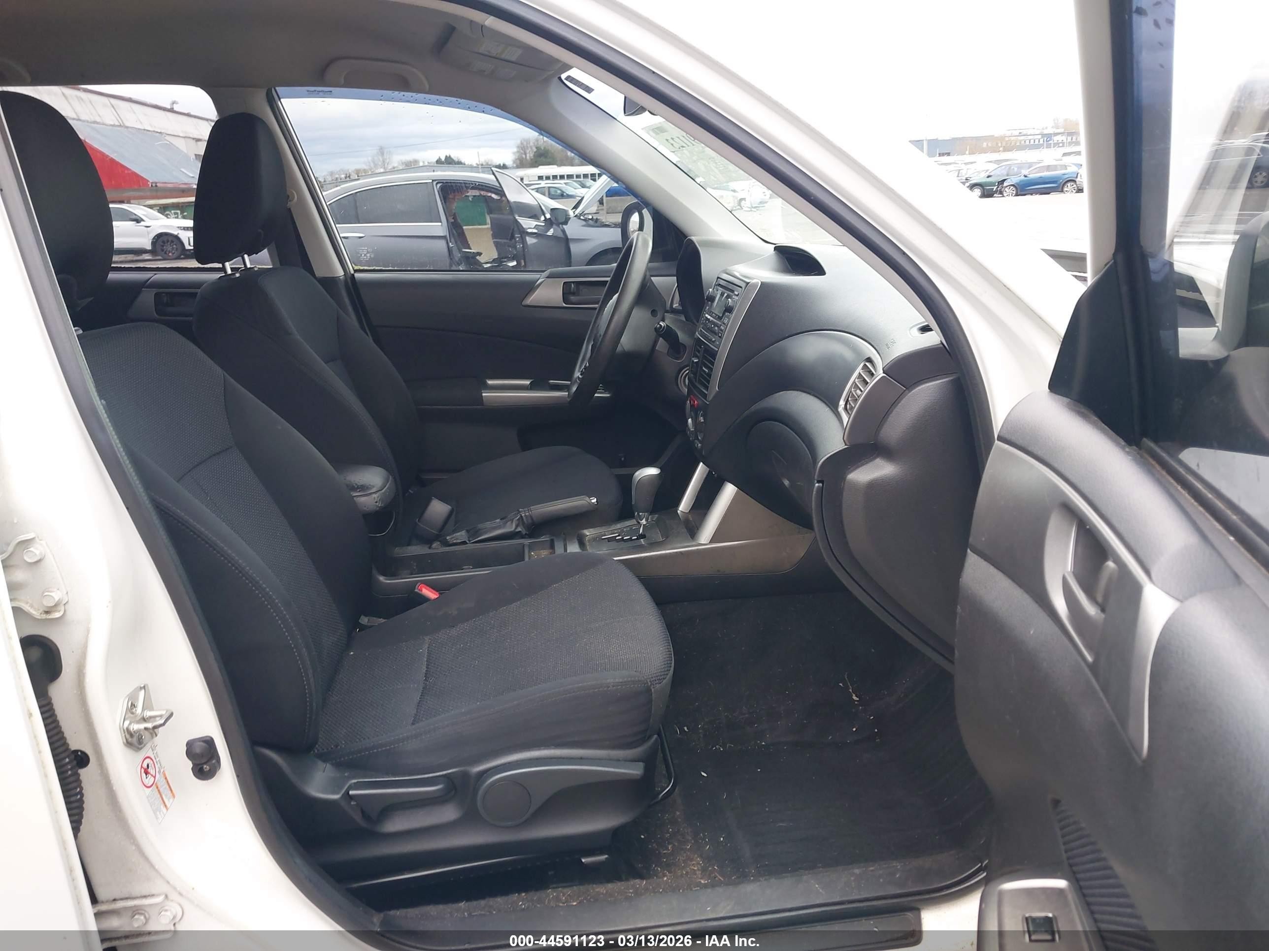 2013 Subaru Forester VIN JF2SHBAC6DH436642 IAAI salvage auction — Front & Rear, Salvage (Oregon), sold $700 on 2026-07-09 (photo 5)
