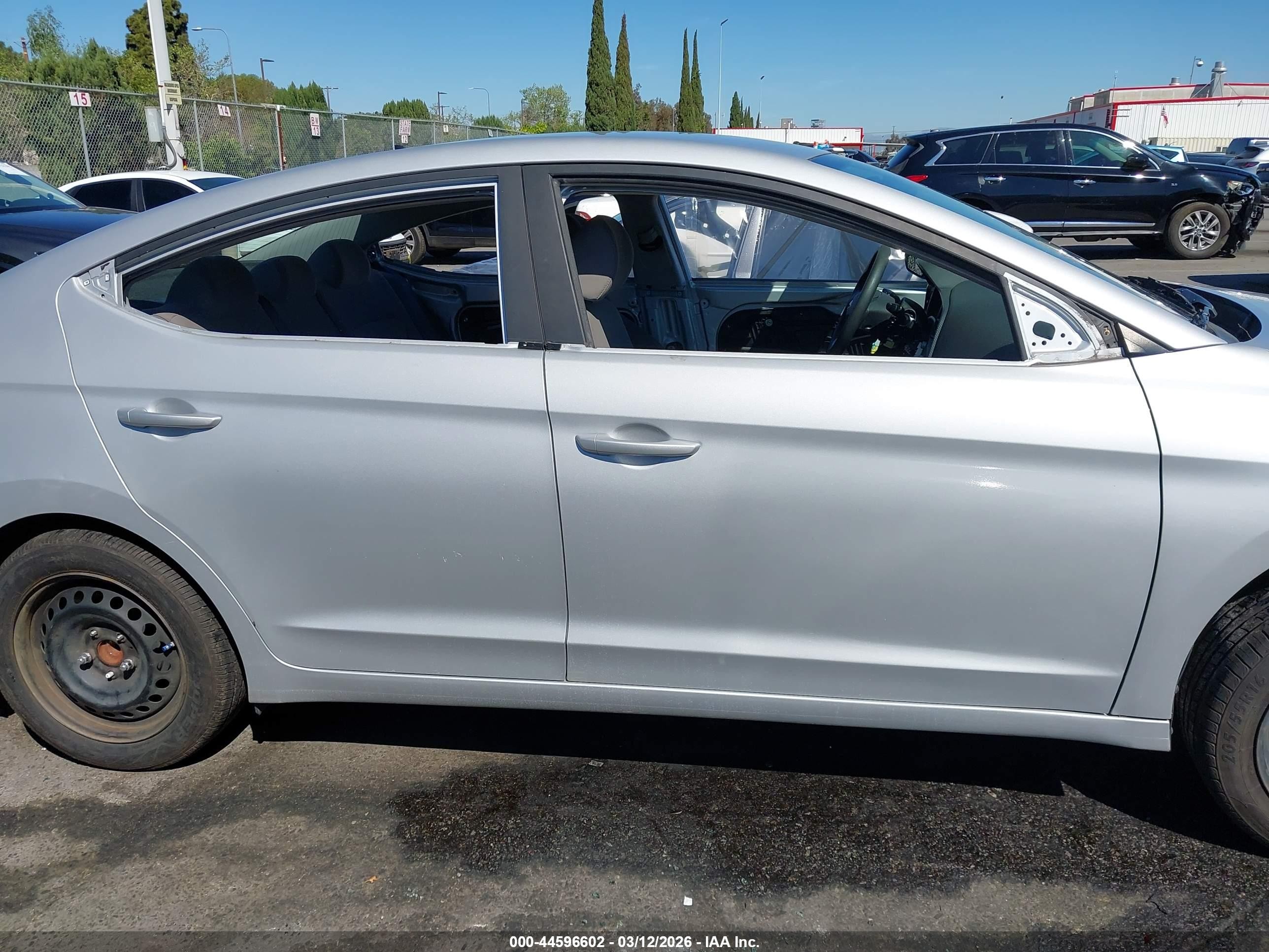 2019 Hyundai Elantra VIN KMHD74LF2KU861577 IAAI salvage auction — Theft, Salvage (California), sold $225 on 2026-07-02 (photo 6)