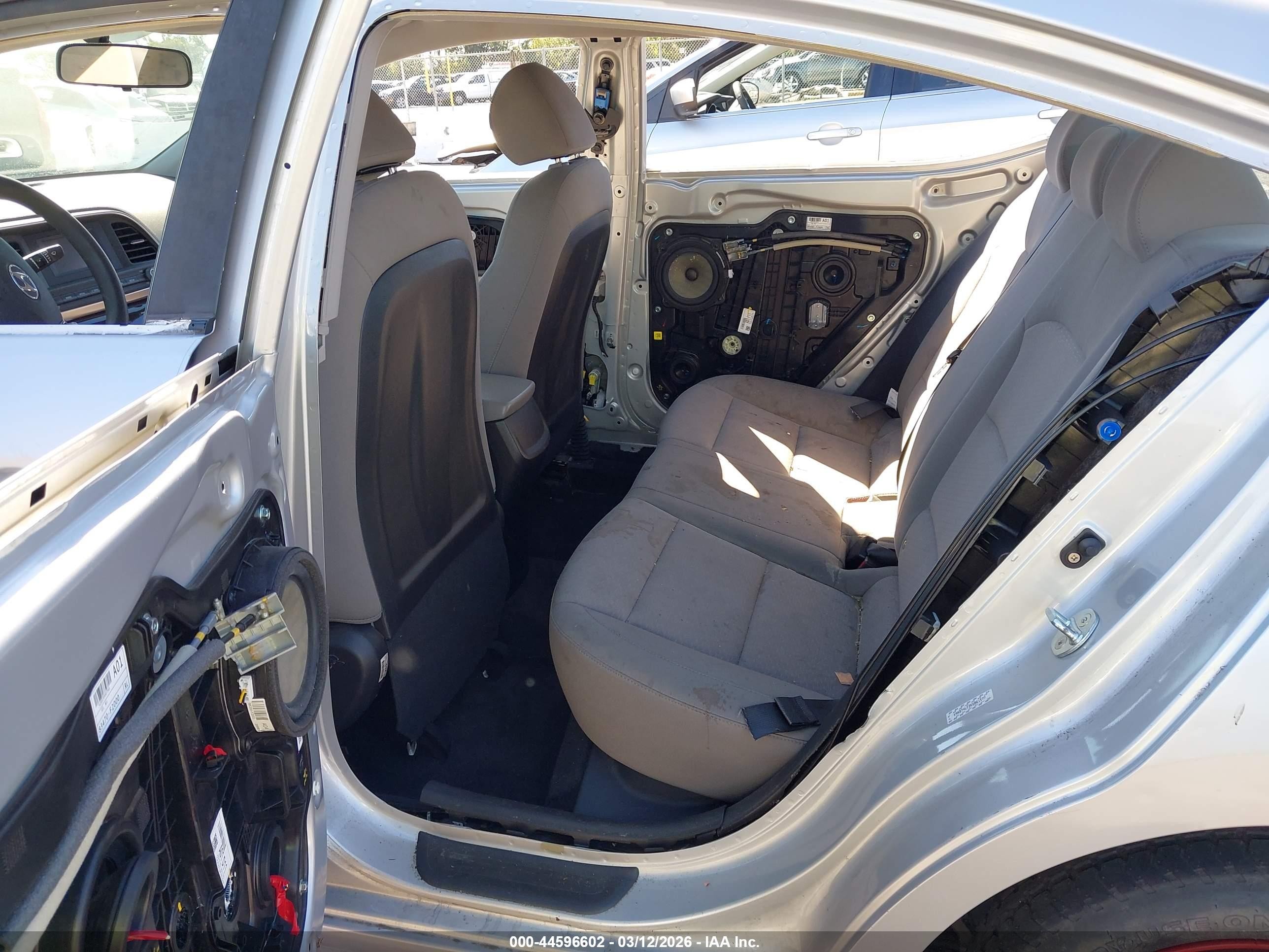 2019 Hyundai Elantra VIN KMHD74LF2KU861577 IAAI salvage auction — Theft, Salvage (California), sold $225 on 2026-07-02 (photo 8)