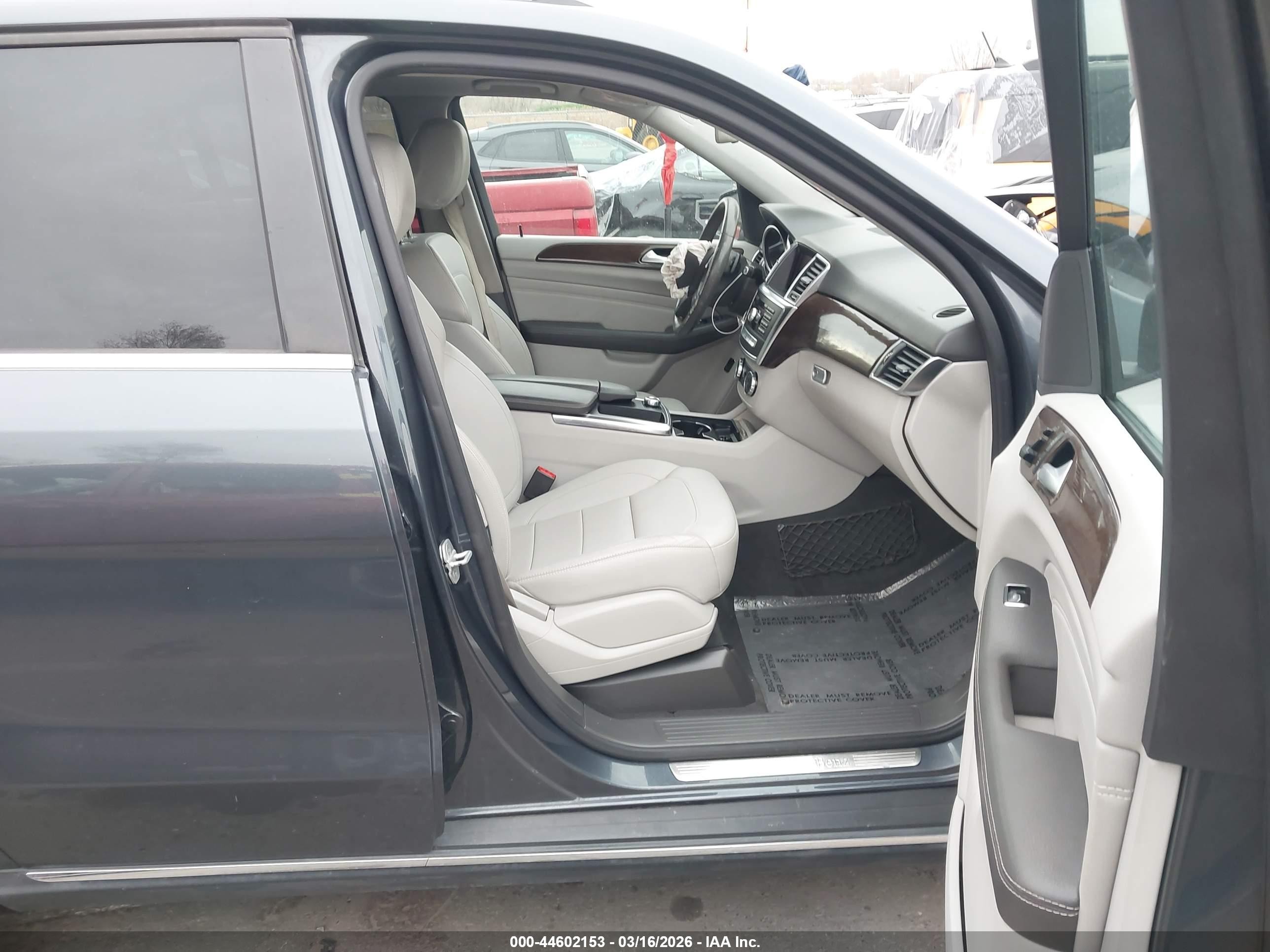 2014 Mercedes-Benz ML-Class VIN 4JGDA5JB9EA421465 IAAI salvage auction — Front End, Salvage (Utah), sold $1,200 on 2026-07-02 (photo 5)