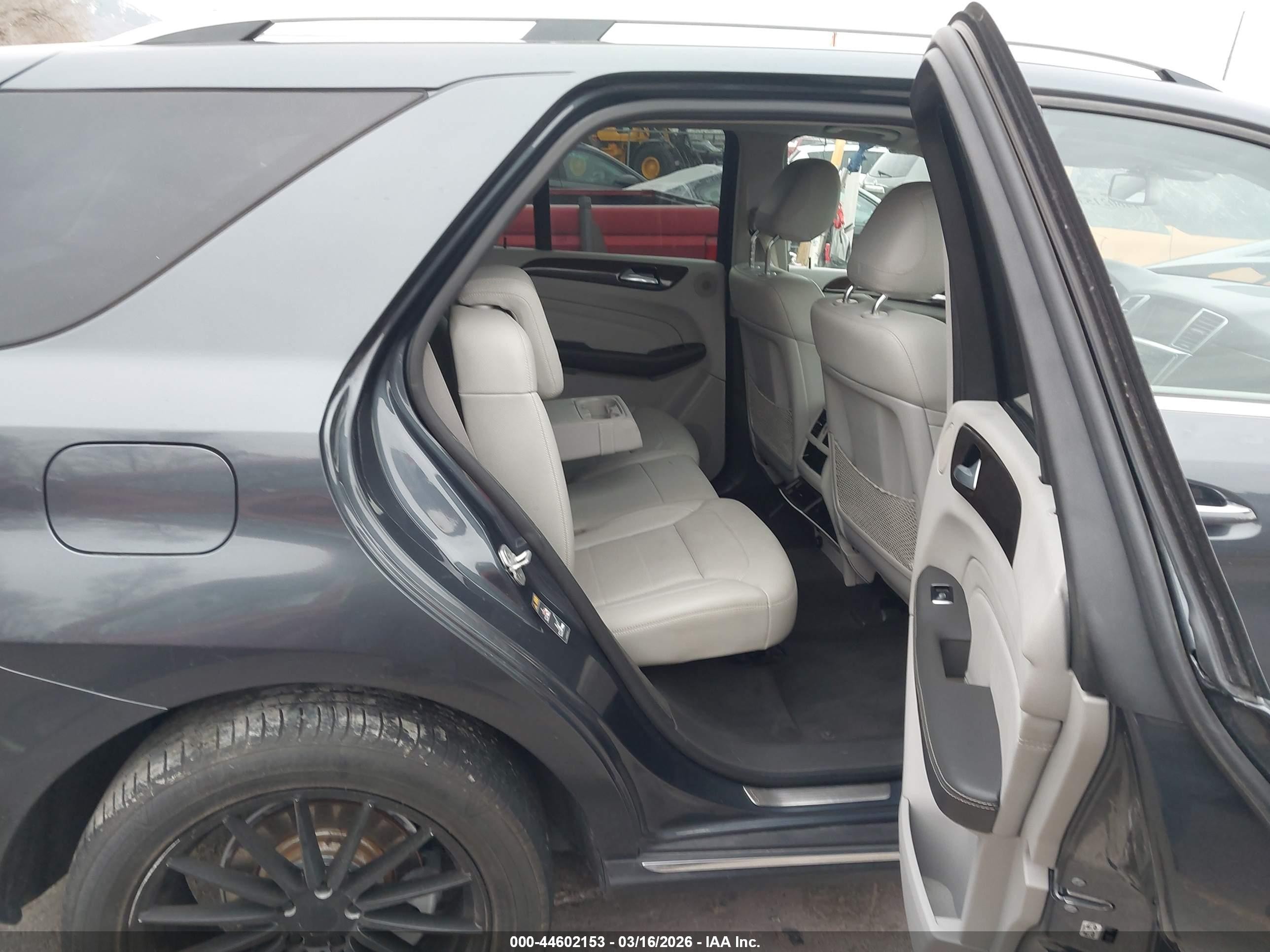 2014 Mercedes-Benz ML-Class VIN 4JGDA5JB9EA421465 IAAI salvage auction — Front End, Salvage (Utah), sold $1,200 on 2026-07-02 (photo 8)