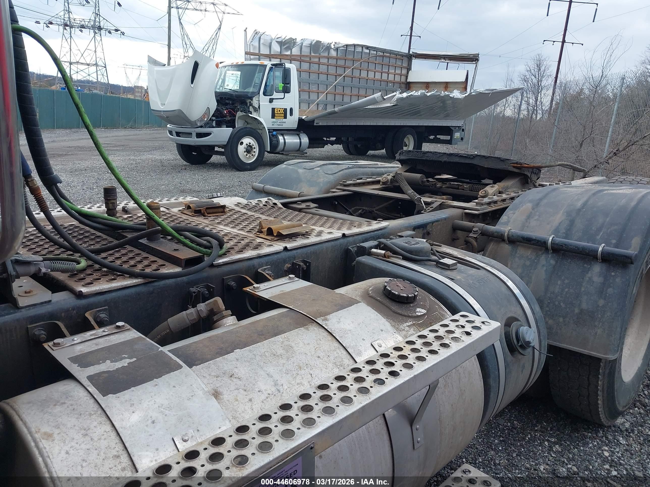 2020 VIN 1XKZDP9X6LJ418568 IAAI salvage auction — Front End, Salvage (Pennsylvania), sold $12,600 on 2026-07-01 (photo 6)