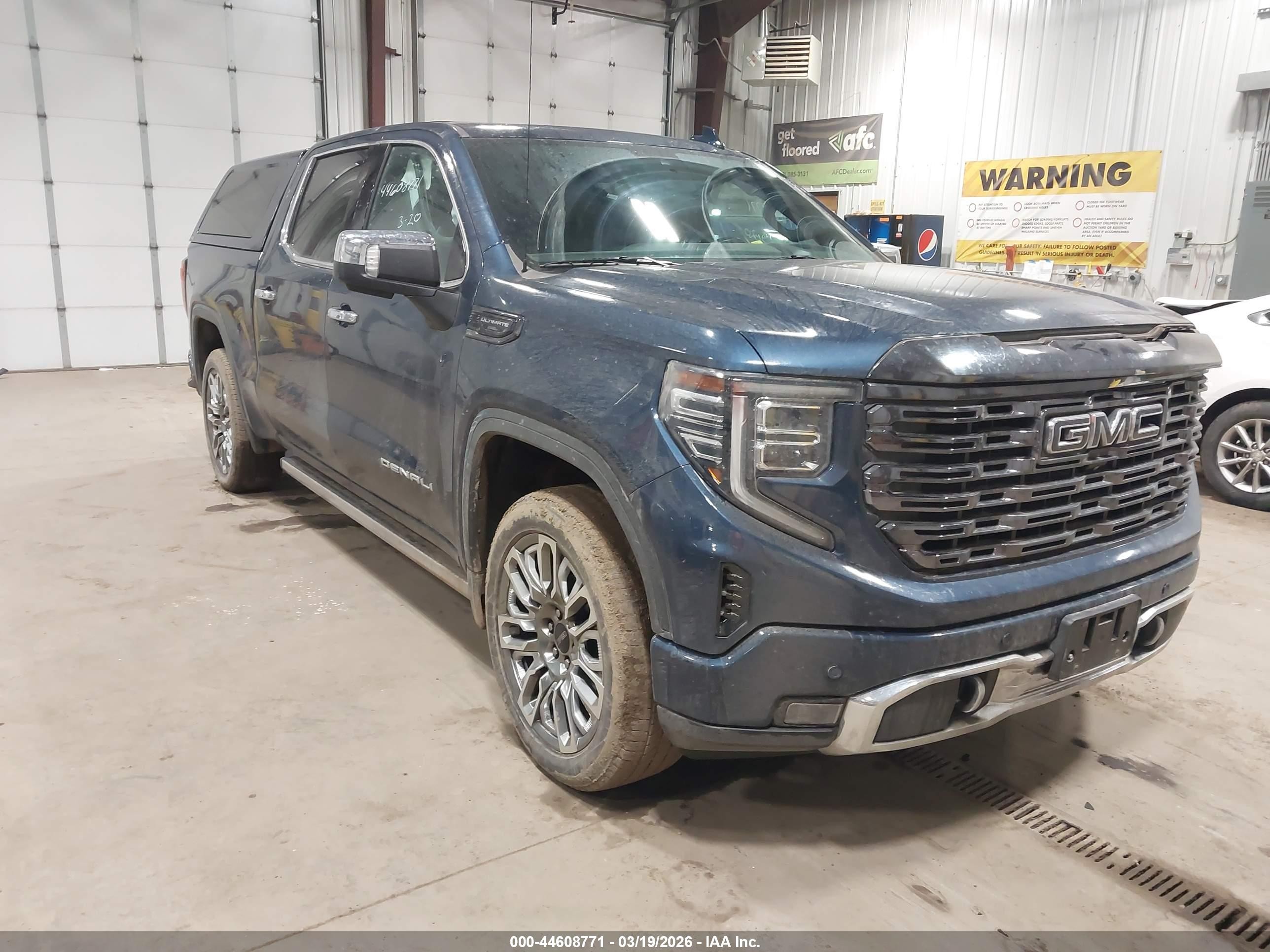 2023 GMC Sierra 1500 VIN 1GTUUHEL9PZ138374 — IAAI salvage auction photo