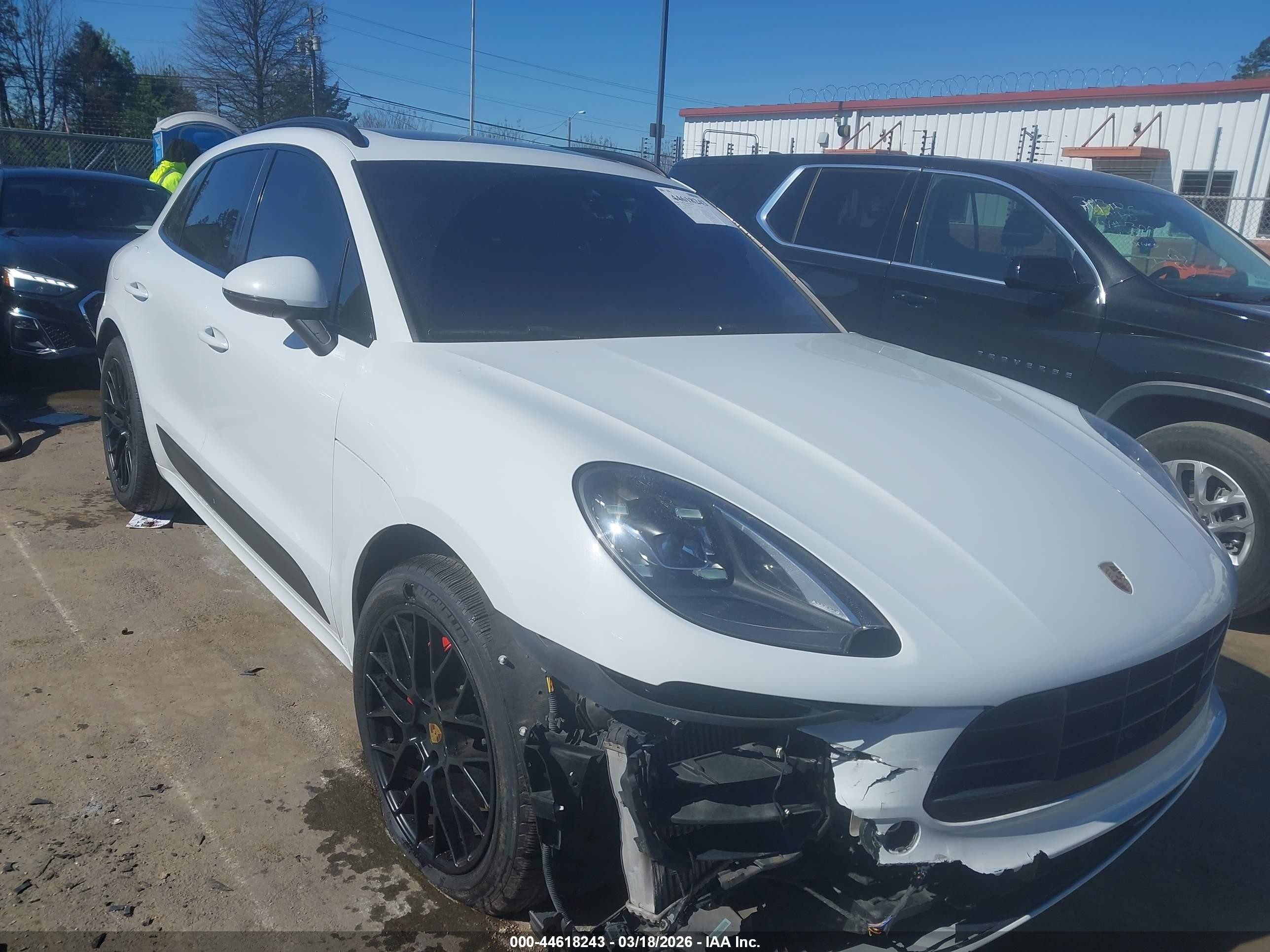 2018 Porsche Macan VIN WP1AG2A58JLB64004 IAAI salvage auction — Front End, Wait Title, sold $8,900 on 2026-09-20 (photo 1)