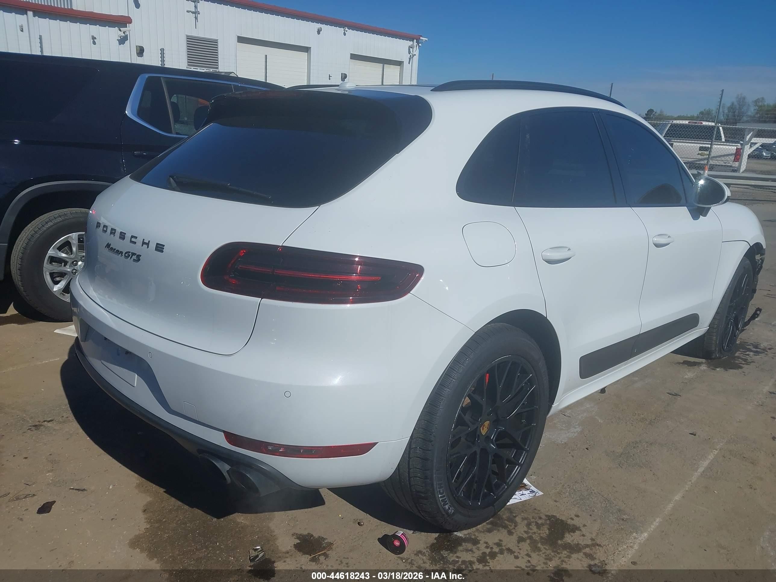 2018 Porsche Macan VIN WP1AG2A58JLB64004 IAAI salvage auction — Front End, Wait Title, sold $8,900 on 2026-09-20 (photo 4)