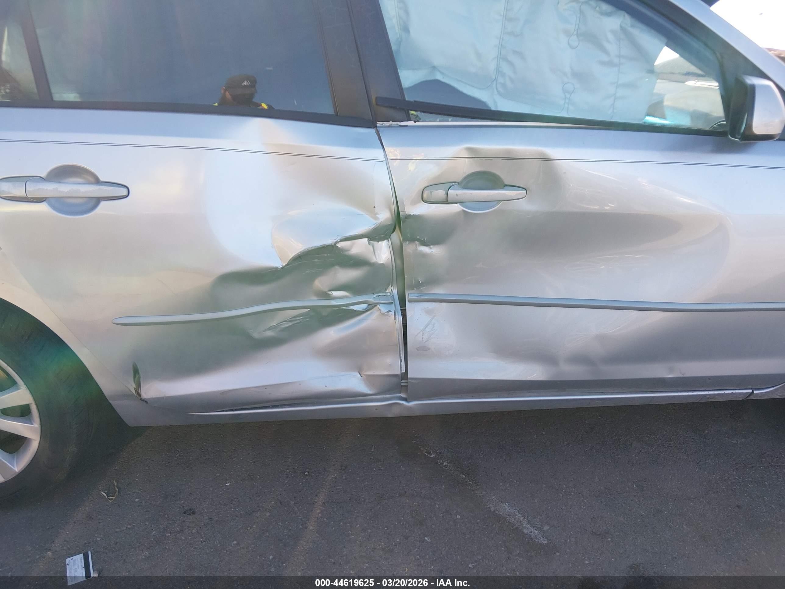 2007 Mazda 3 VIN JM1BK323671675111 IAAI salvage auction — Side, Salvage (Utah), sold $275 on 2026-07-09 (photo 6)