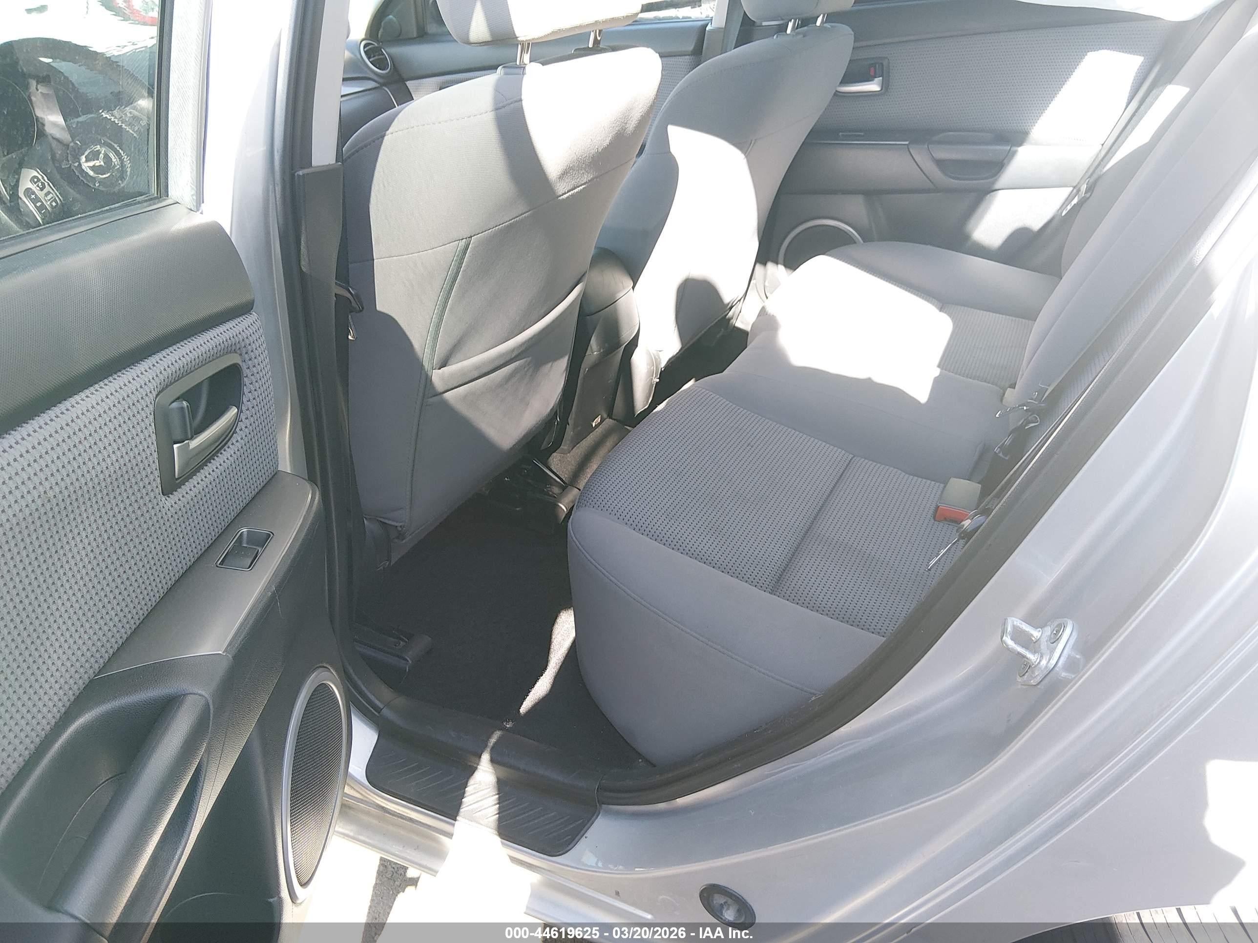 2007 Mazda 3 VIN JM1BK323671675111 IAAI salvage auction — Side, Salvage (Utah), sold $275 on 2026-07-09 (photo 8)