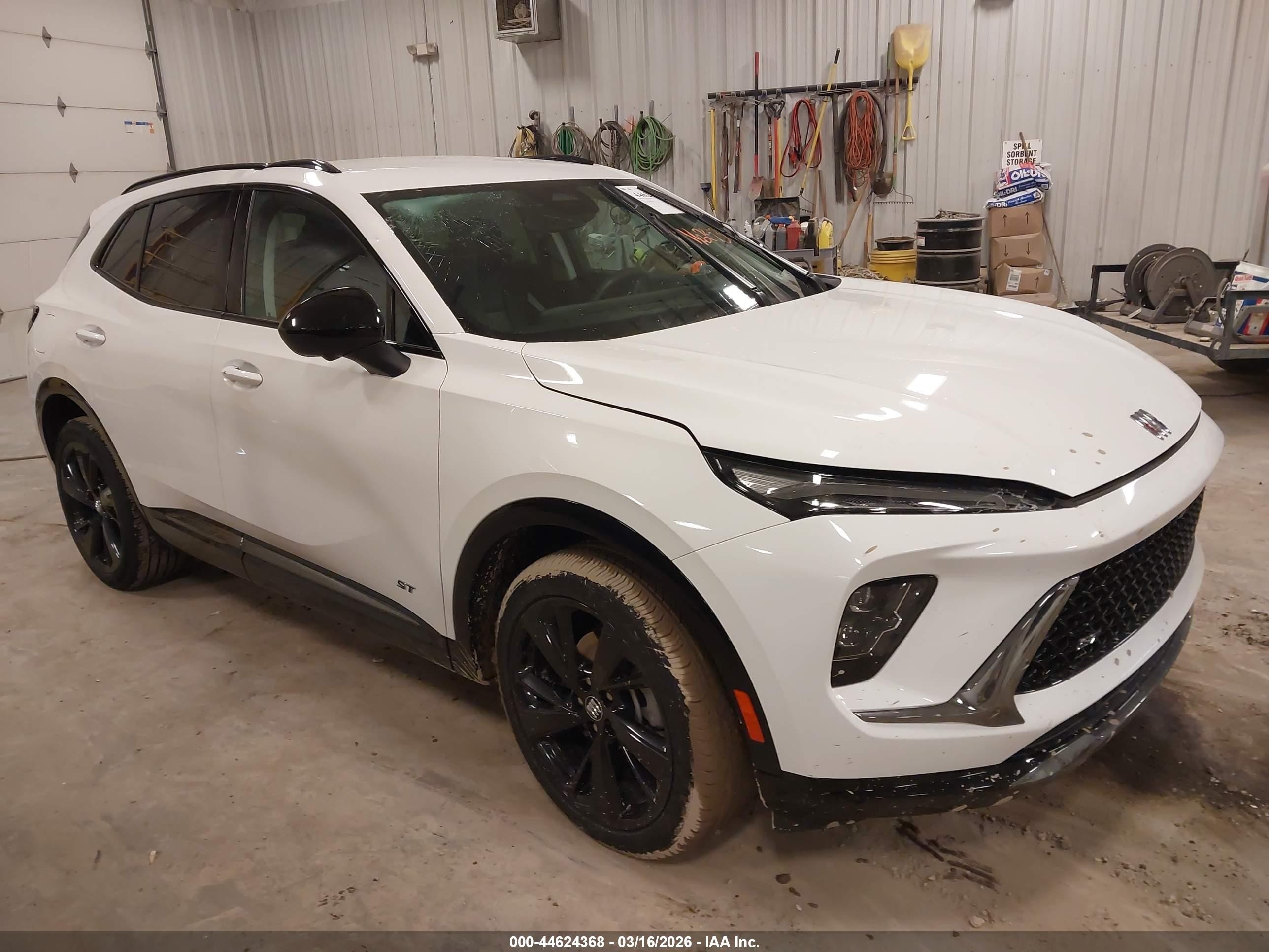 2025 Buick Envision VIN LRBFZLE40SD060643 IAAI salvage auction — Storm Damage, Clear (Michigan), sold $12,850 on 2026-06-16 (photo 1)
