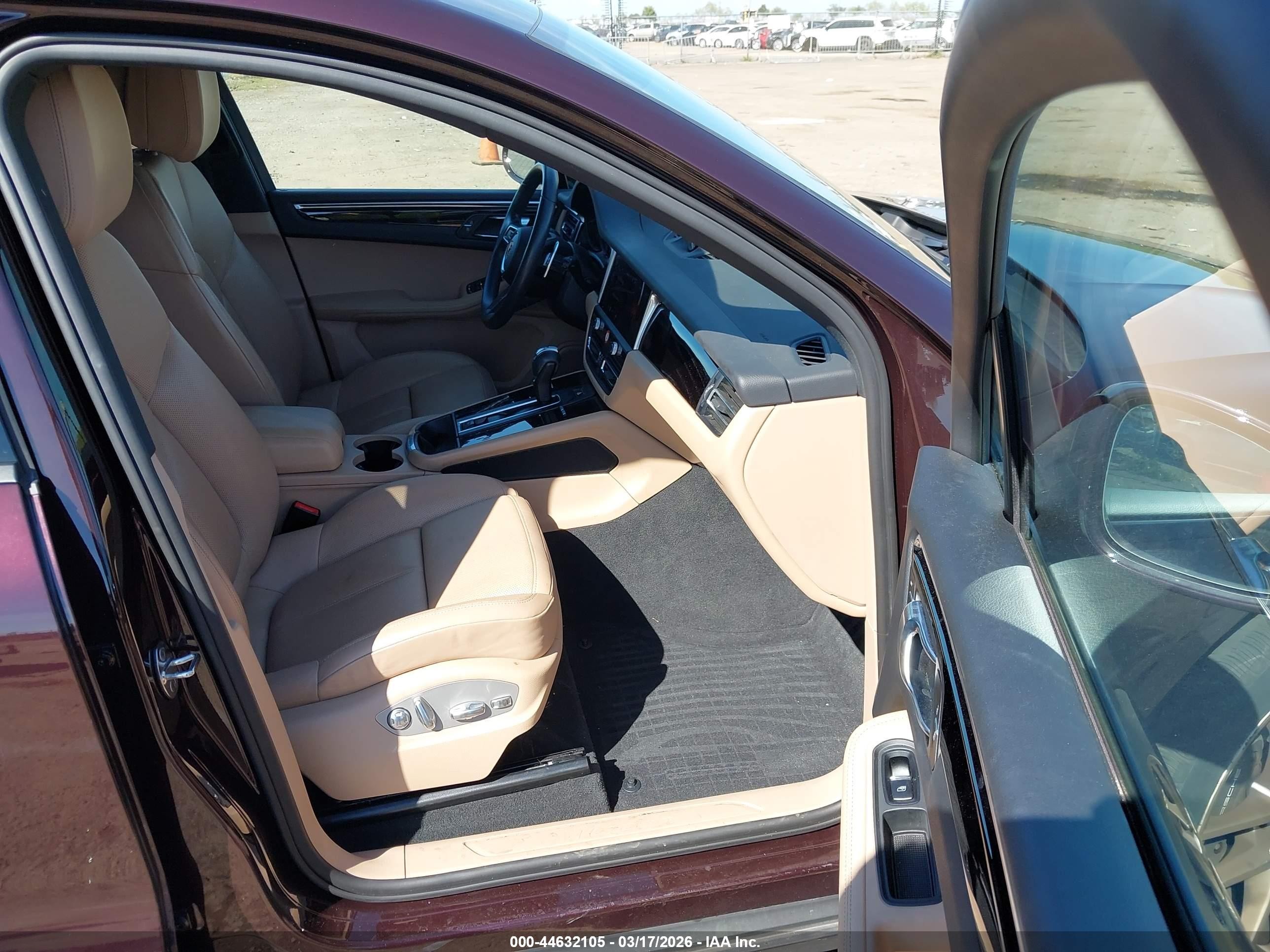 2023 Porsche Macan VIN WP1AA2A51PLB14975 IAAI salvage auction — Unknown, Salvage (California), sold $19,500 on 2026-09-07 (photo 5)