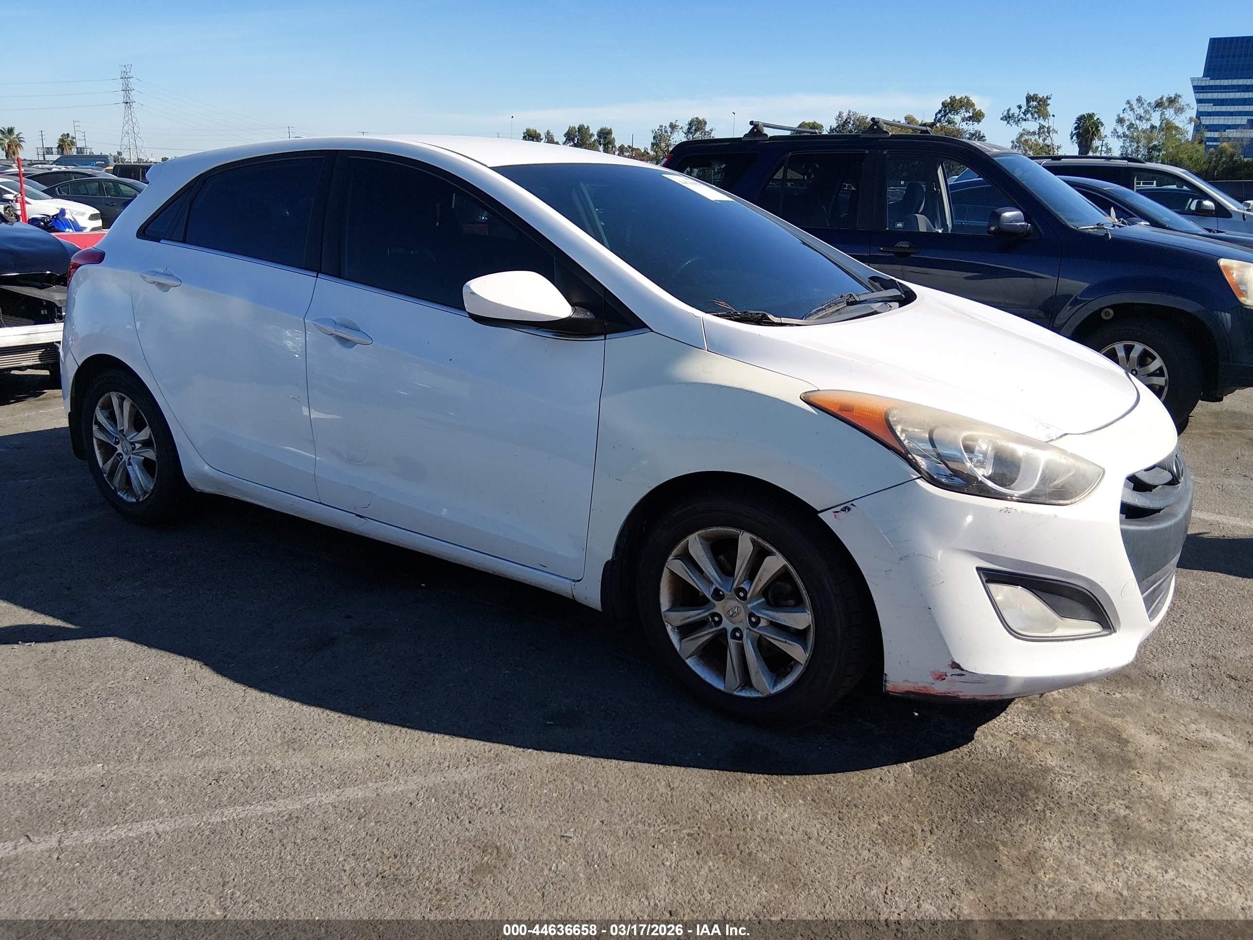 2013 Hyundai Elantra VIN KMHD35LE6DU068875 IAAI salvage auction — Normal Wear, Salvage (Idaho), sold $875 on 2026-07-09 (photo 1)