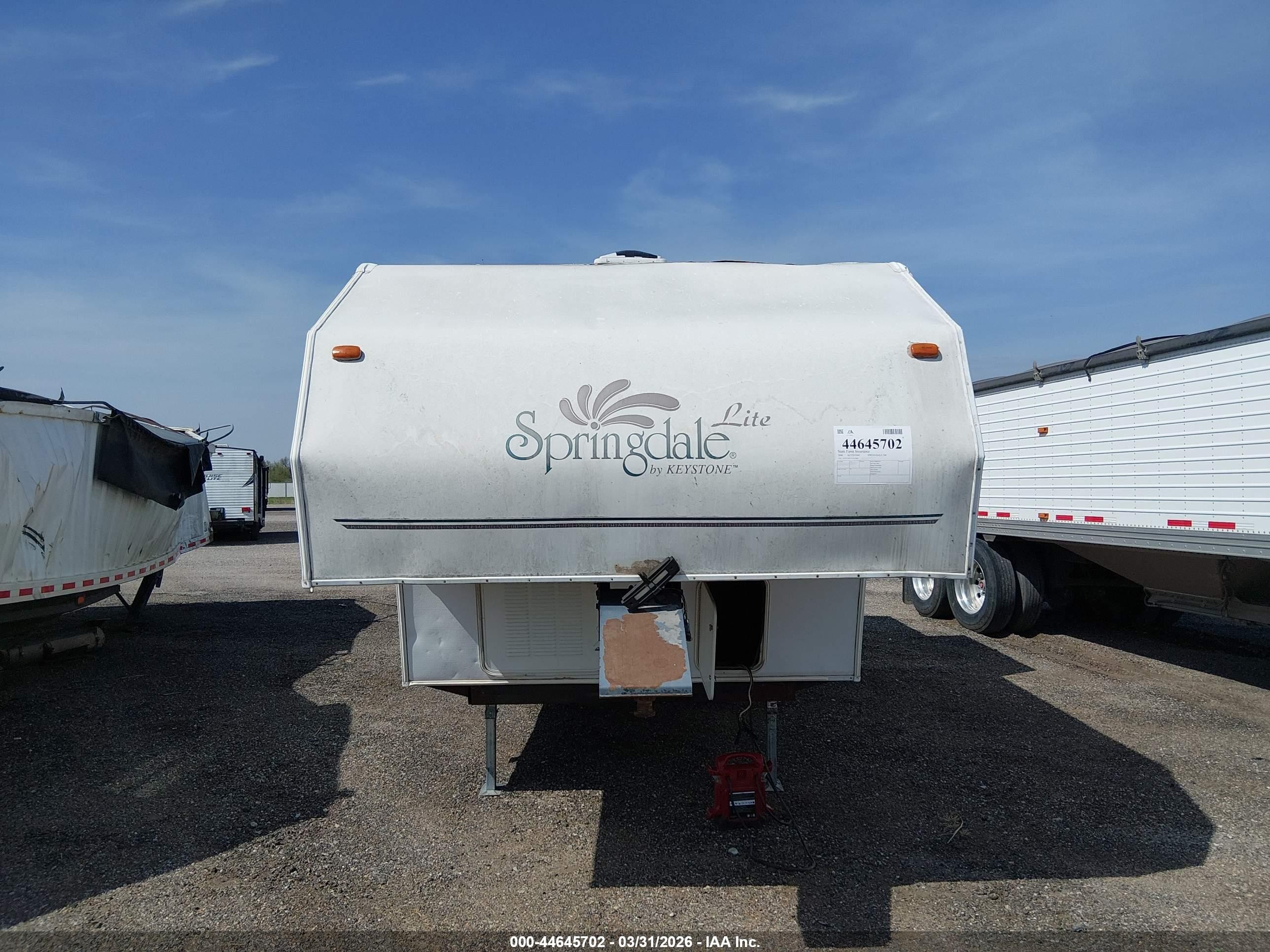 2000 Keystone Springdale VIN 4YDF24027Y3012609 IAAI salvage auction — Hail, Salvage (Kansas), sold $500 on 2026-09-11 (photo 6)