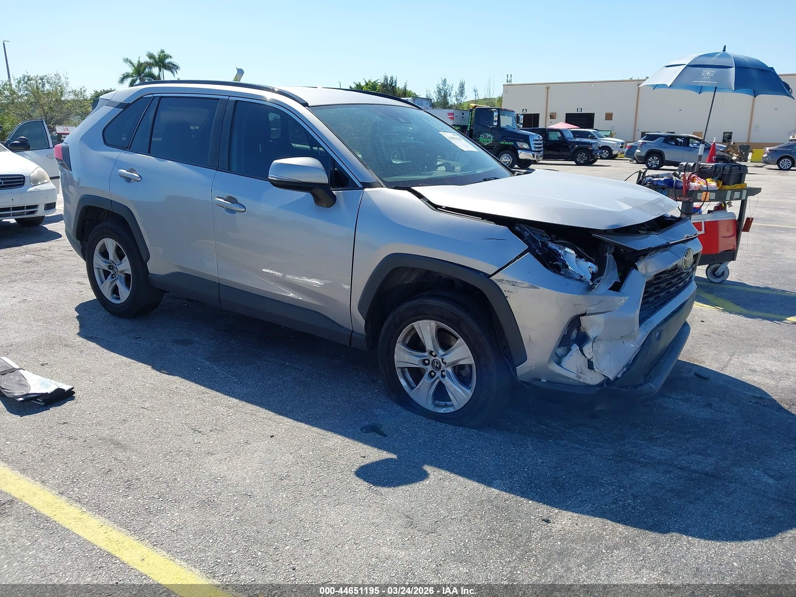 2021 Toyota RAV4 VIN 2T3W1RFV1MC107222 IAAI salvage auction — Front End, Rebuildable (Florida), sold $8,300 on 2026-07-10 (photo 1)