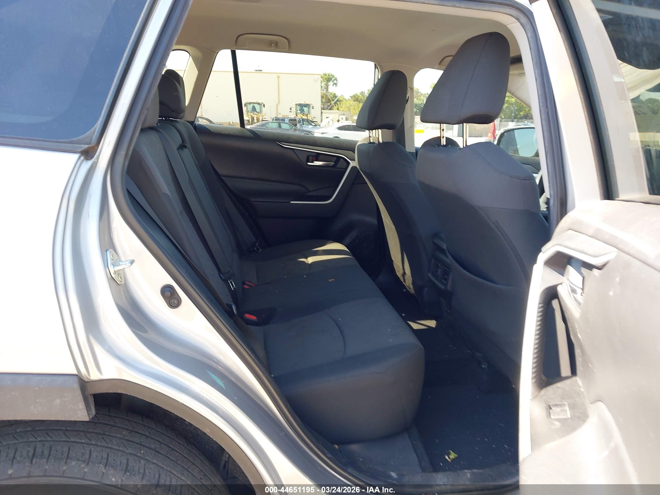 2021 Toyota RAV4 VIN 2T3W1RFV1MC107222 IAAI salvage auction — Front End, Rebuildable (Florida), sold $8,300 on 2026-07-10 (photo 8)