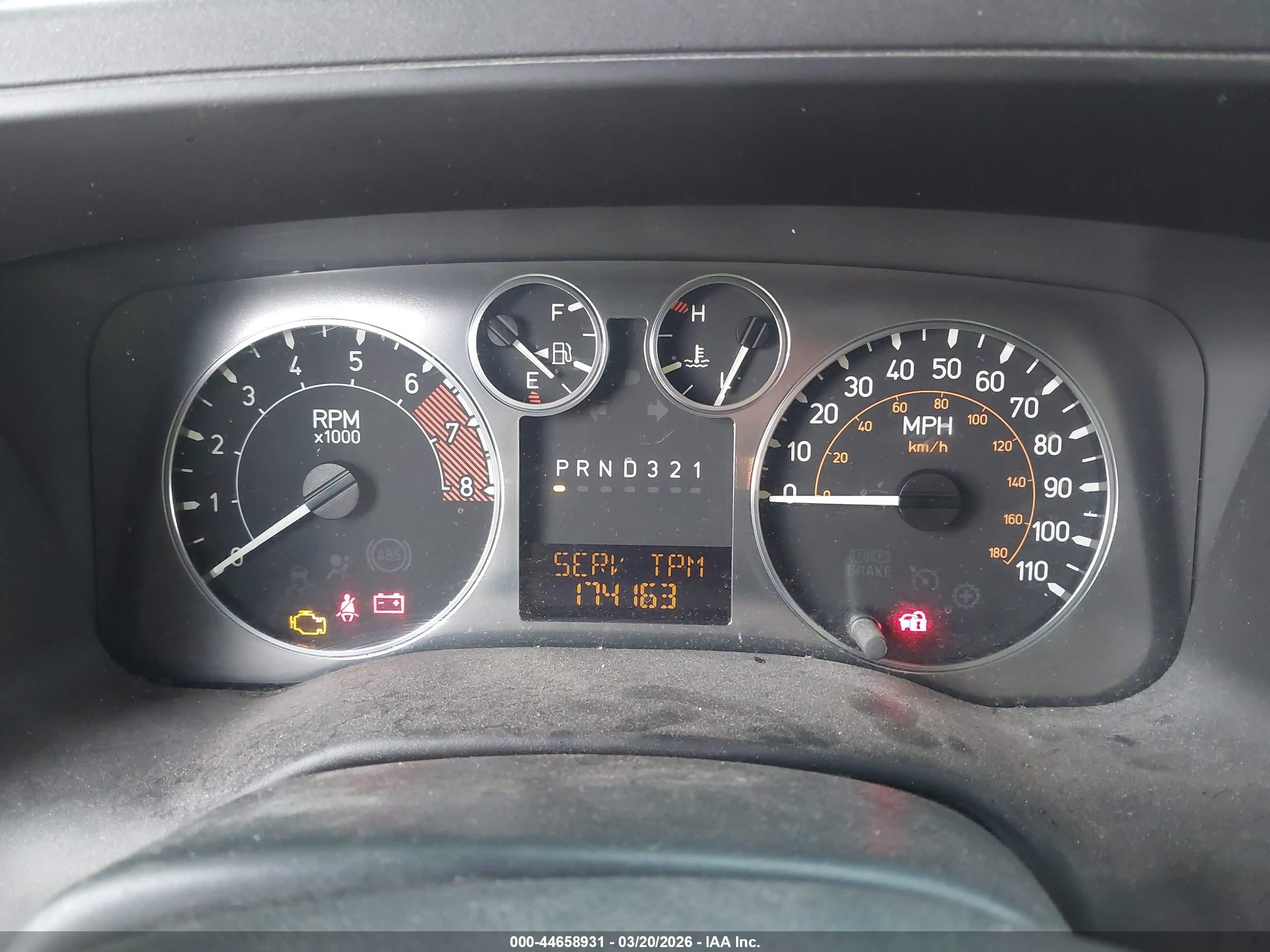 2006 Hummer H3 VIN 5GTDN136168163722 IAAI salvage auction — Unknown, Salvage (Indiana), sold $575 on 2026-09-08 (photo 7)