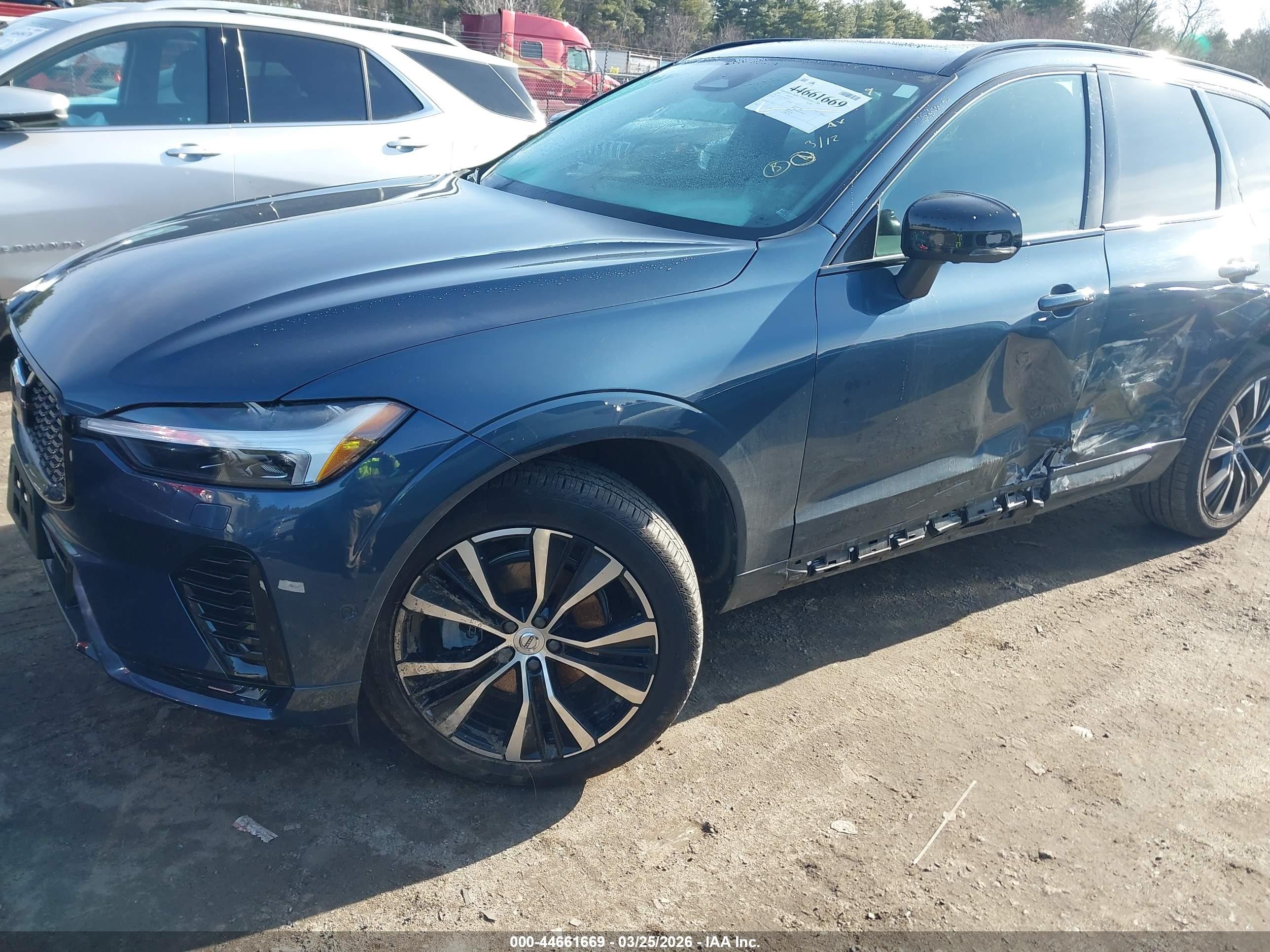2024 Volvo XC60 VIN YV4L12RL7R1855771 IAAI salvage auction — Side, Salvage (Massachusetts), sold $12,500 on 2026-09-12 (photo 2)