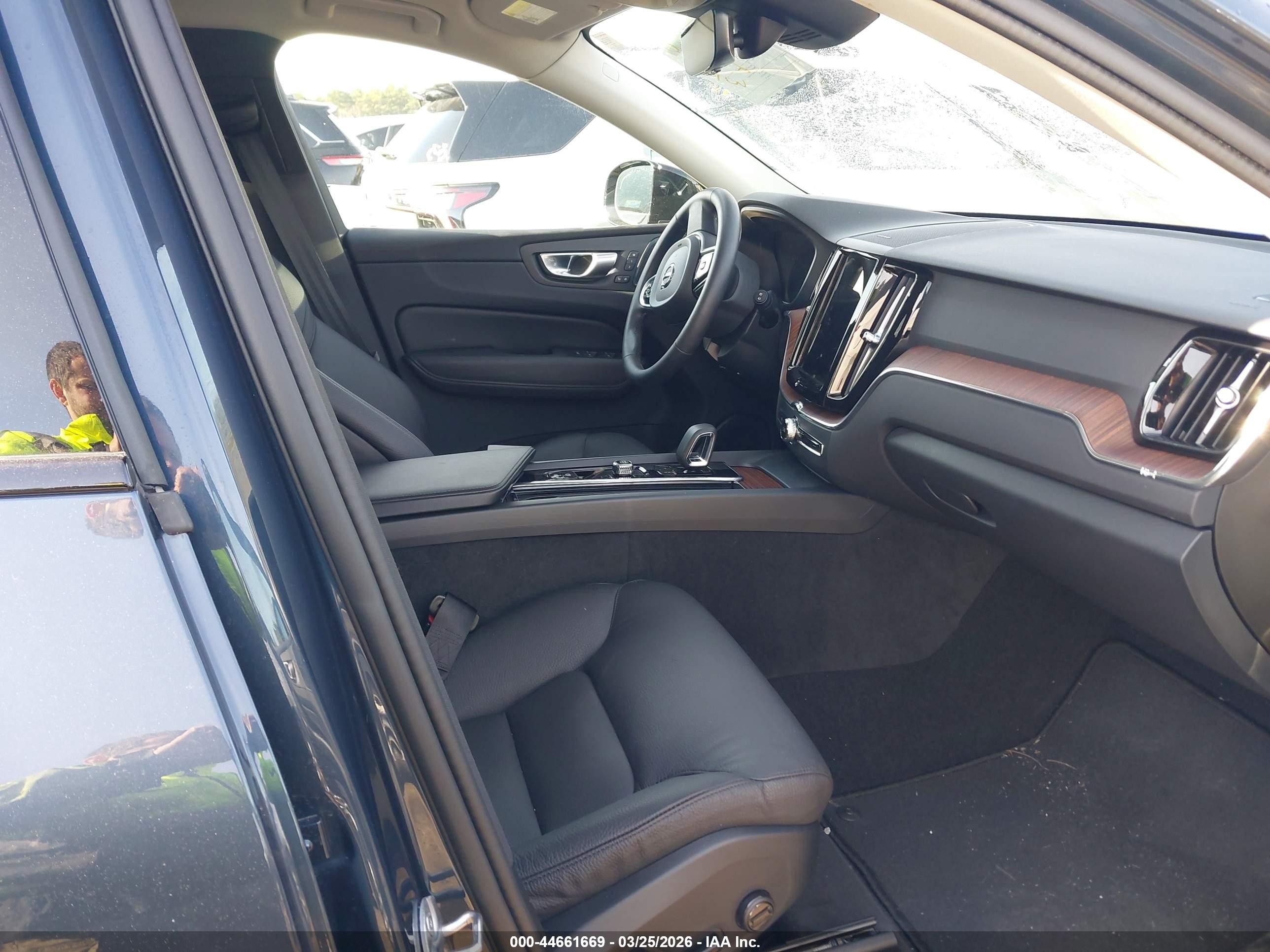 2024 Volvo XC60 VIN YV4L12RL7R1855771 IAAI salvage auction — Side, Salvage (Massachusetts), sold $12,500 on 2026-09-12 (photo 5)