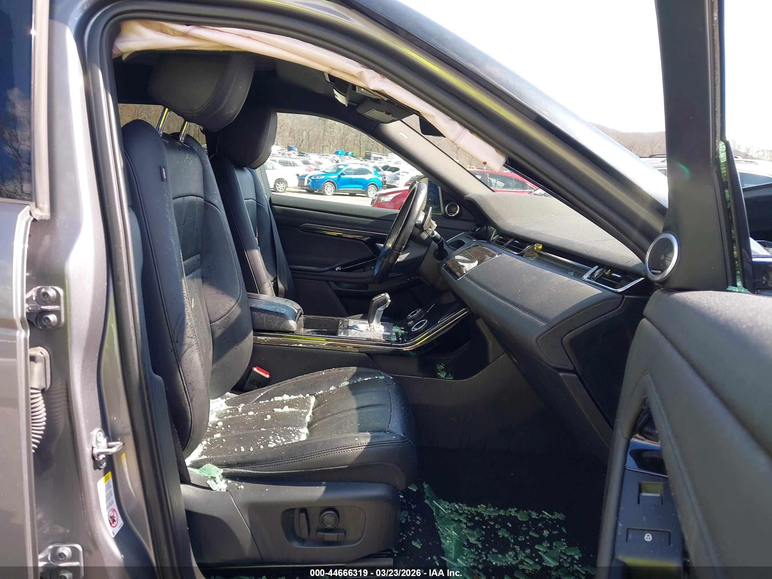 2020 Land Rover Range Rover Evoque VIN SALZT2GX3LH087405 IAAI salvage auction — Front End, Salvage (Virginia), sold $1,950 on 2026-06-30 (photo 5)