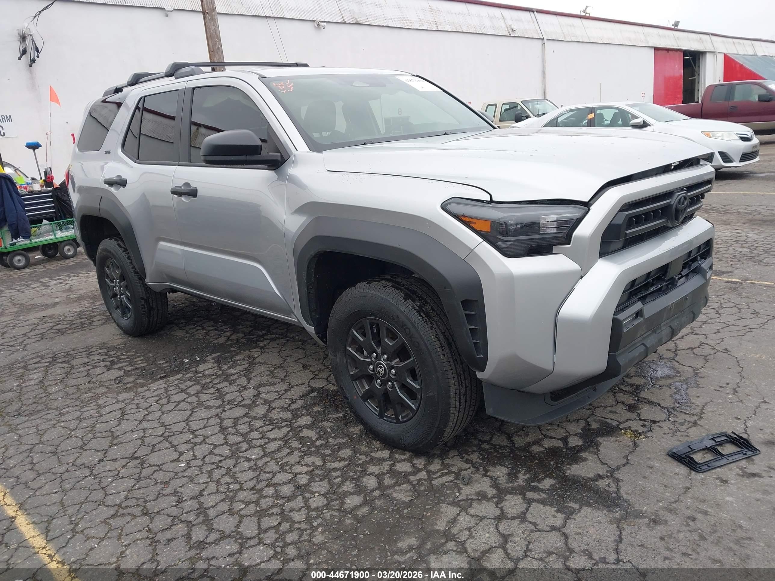 2025 Toyota 4runner VIN JTEVA5BR0S5073513 IAAI salvage auction — Unknown, Salvage (Oregon), sold $25,250 on 2026-09-12 (photo 1)