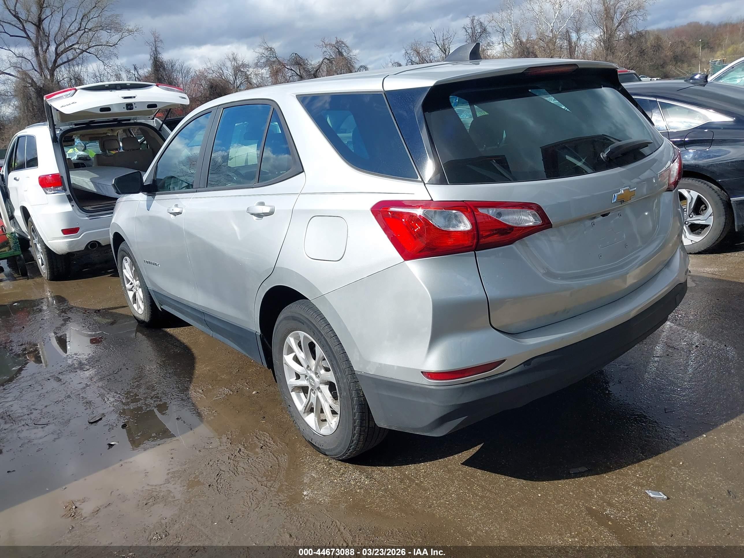 2020 Chevrolet Equinox VIN 3GNAXHEVXLS683834 IAAI salvage auction — Front End, Salvage - Greater Than 75% (Maryland), sold $3,500 on 2026-09-17 (photo 3)