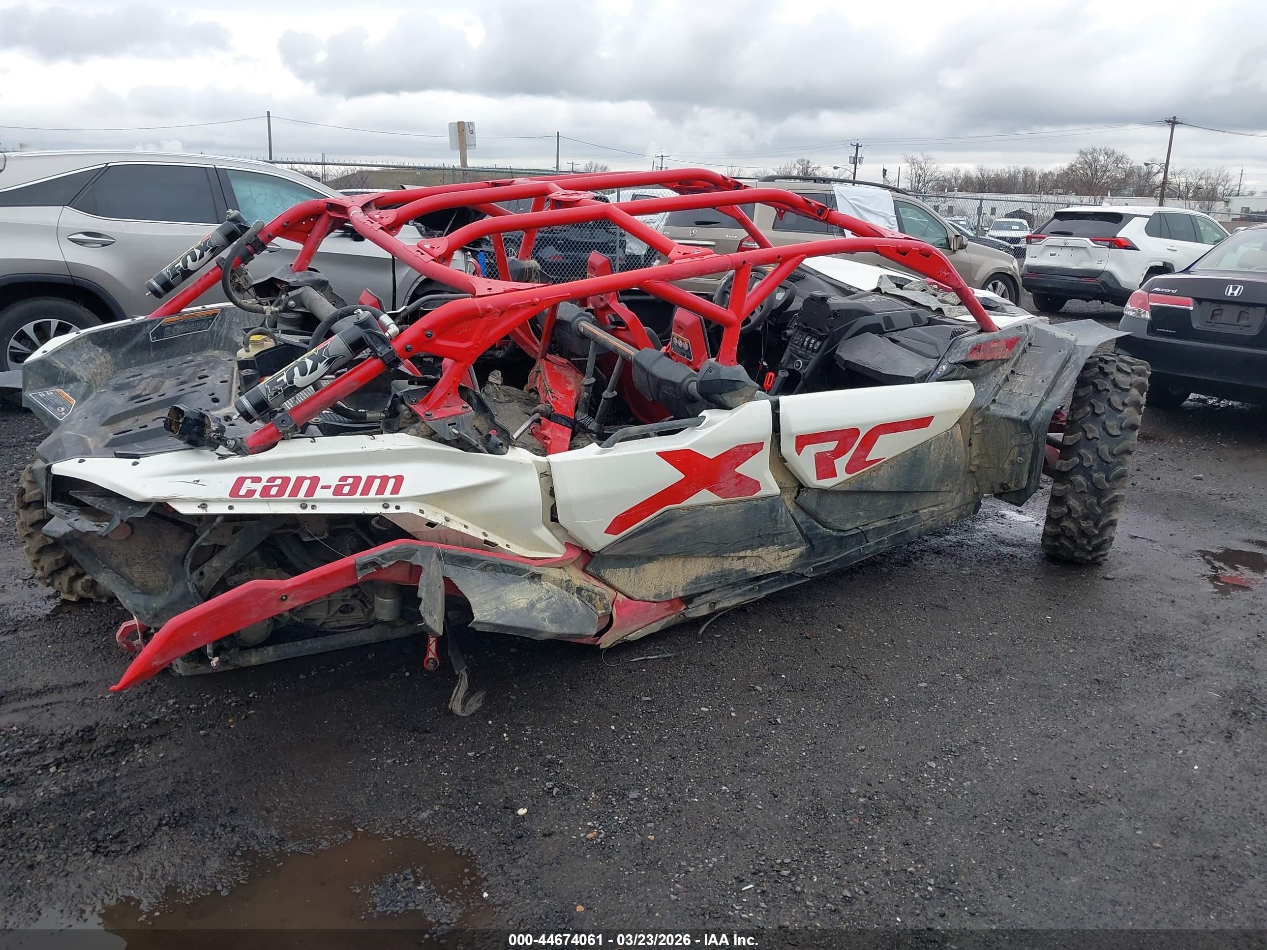 2024 Can-am/ brp Maverick VIN 3JBVUAV4XRE000610 IAAI salvage auction — Rear End, Bill Of Sale (New Jersey), sold $11,150 on 2026-04-21 (photo 4)