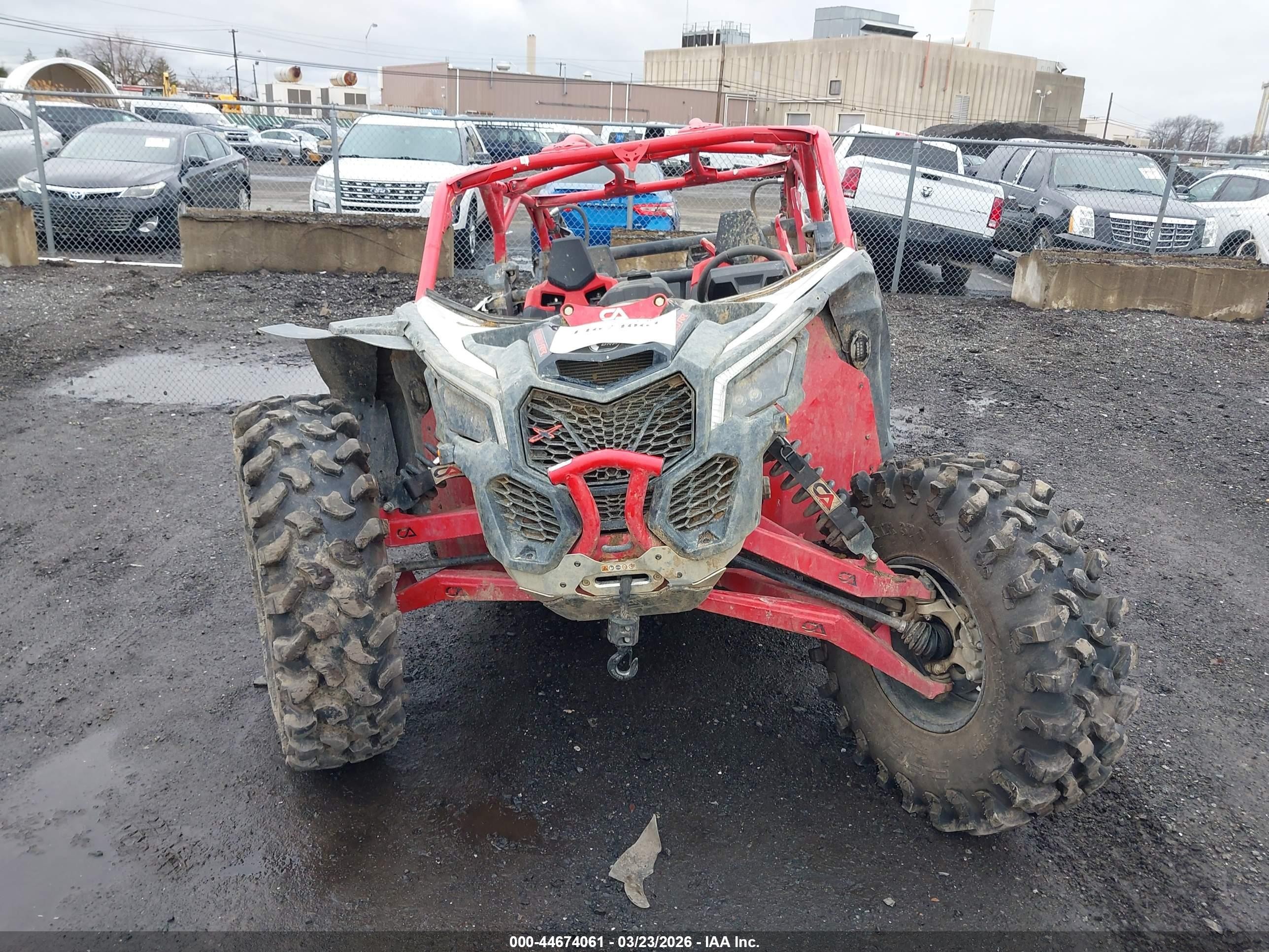 2024 Can-am/ brp Maverick VIN 3JBVUAV4XRE000610 IAAI salvage auction — Rear End, Bill Of Sale (New Jersey), sold $11,150 on 2026-04-21 (photo 5)