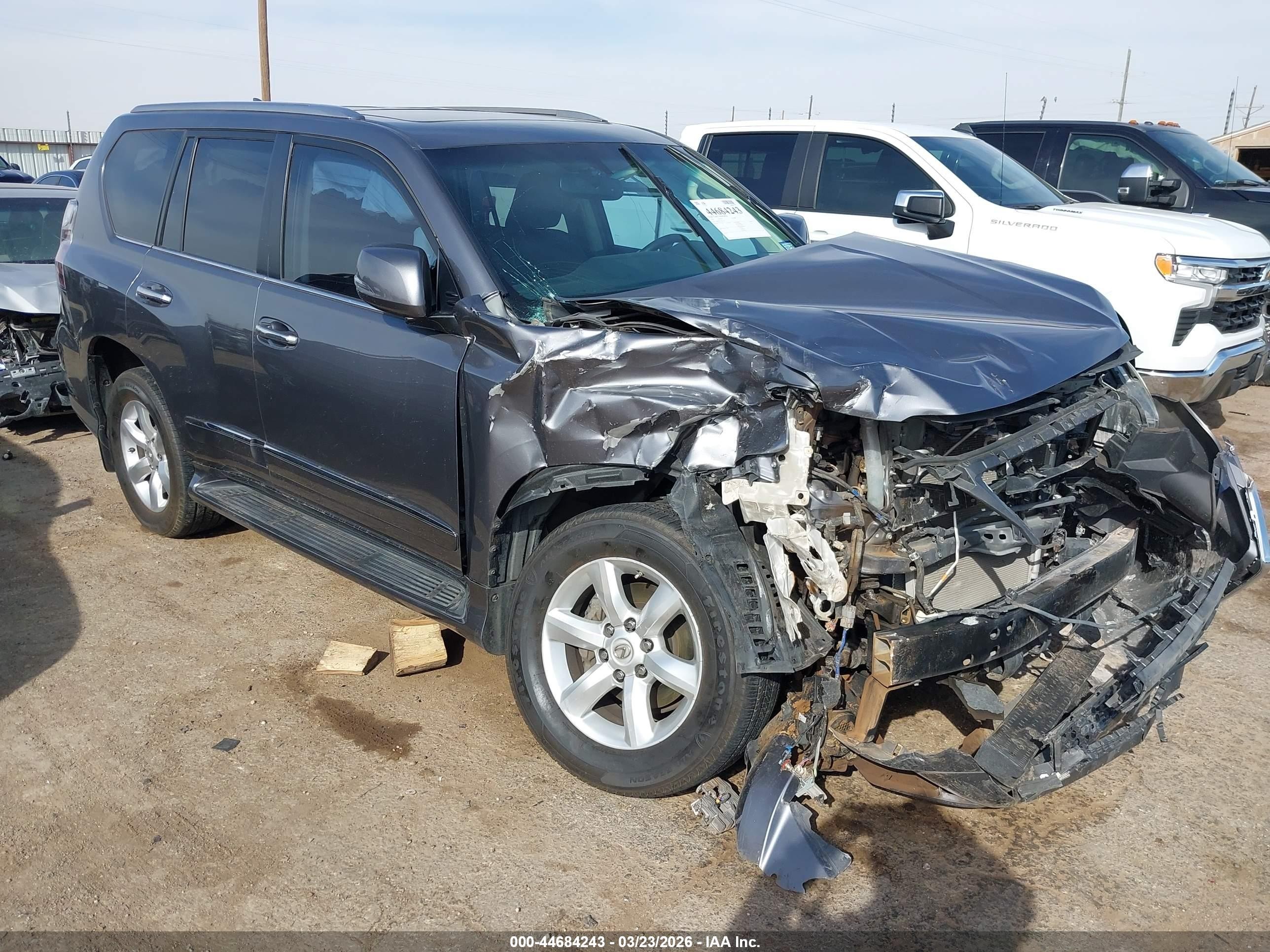 2016 Lexus GX 460 VIN JTJBM7FX7G5137473 — IAAI salvage auction photo