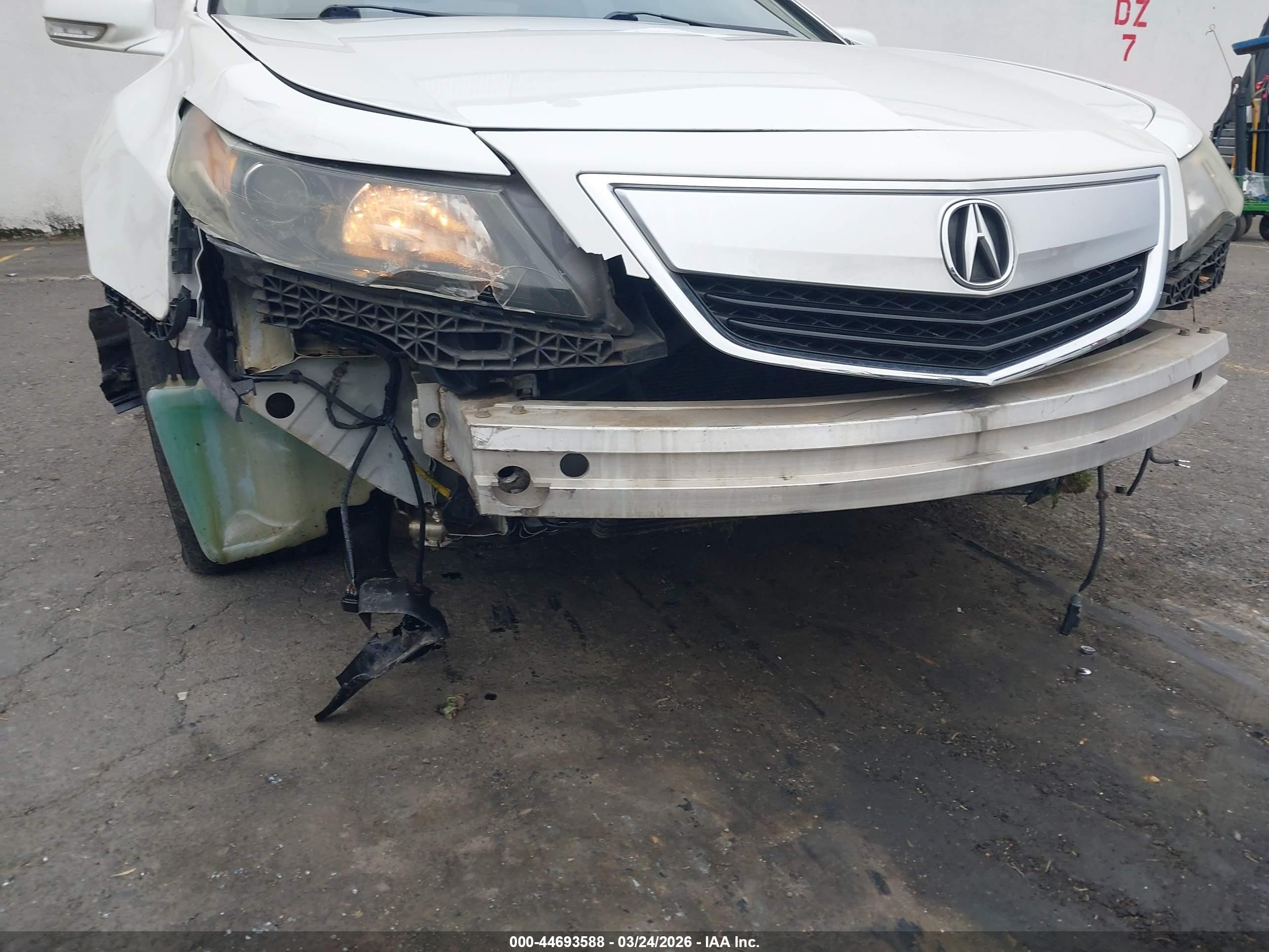 2013 Acura TL VIN 19UUA9F52DA004896 IAAI salvage auction — Front End, Salvage (Oregon), sold $1,150 on 2026-07-09 (photo 6)