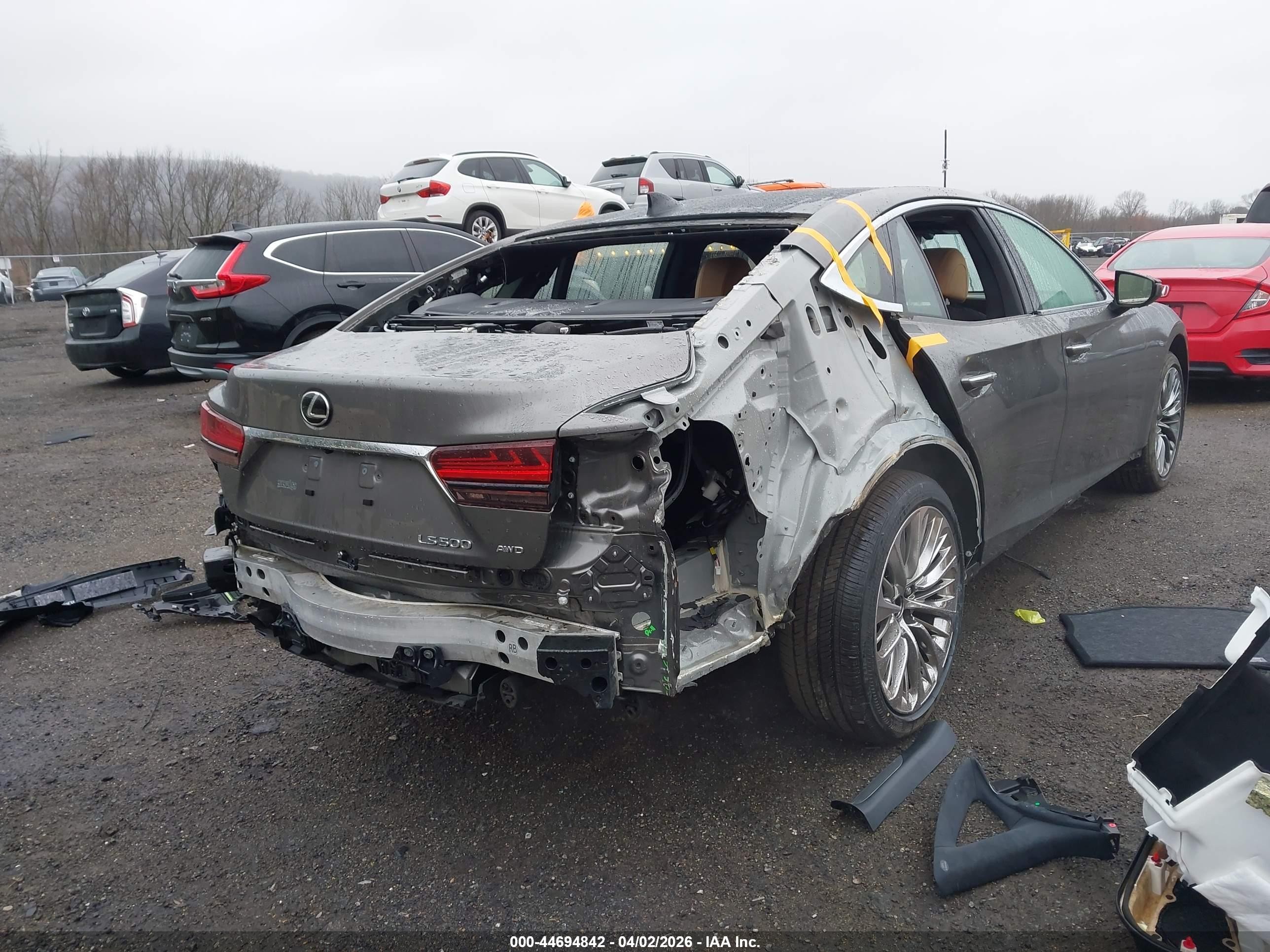 2023 Lexus LS 500 VIN JTHD51GF3P5011041 IAAI salvage auction — Rear End, Salvage (New Jersey), sold $20,800 on 2026-07-05 (photo 6)