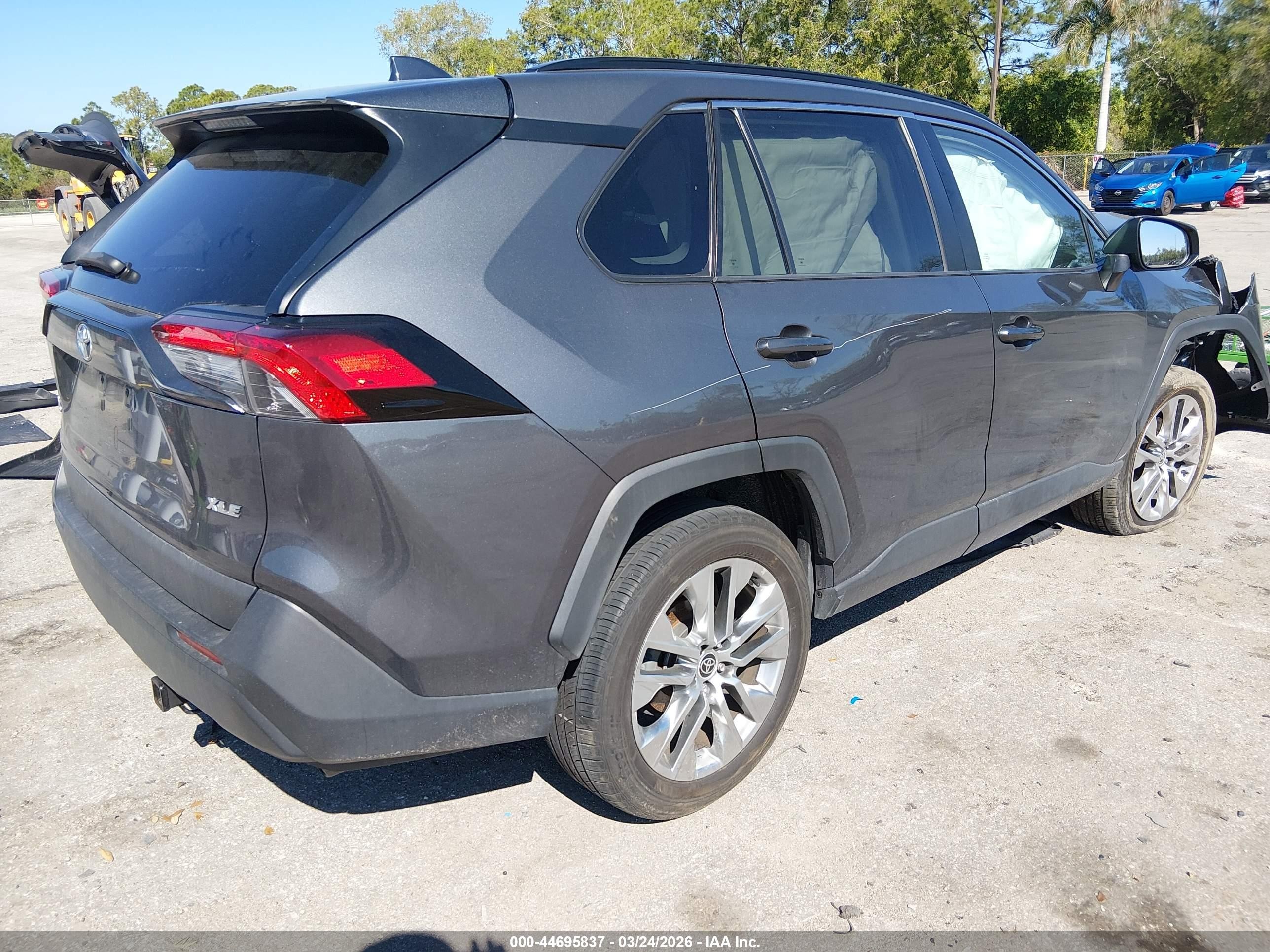 2021 Toyota RAV4 VIN 2T3C1RFV7MW170746 IAAI salvage auction — All Over, Certificate Of Destruction (Florida), sold $6,700 on 2026-07-09 (photo 4)
