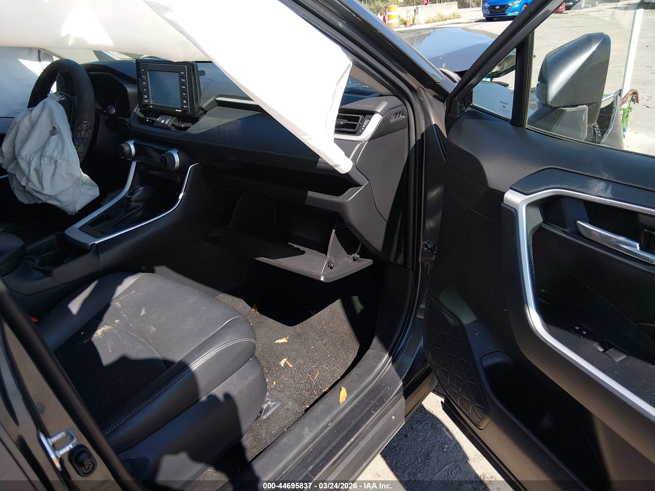 2021 Toyota RAV4 VIN 2T3C1RFV7MW170746 IAAI salvage auction — All Over, Certificate Of Destruction (Florida), sold $6,700 on 2026-07-09 (photo 5)