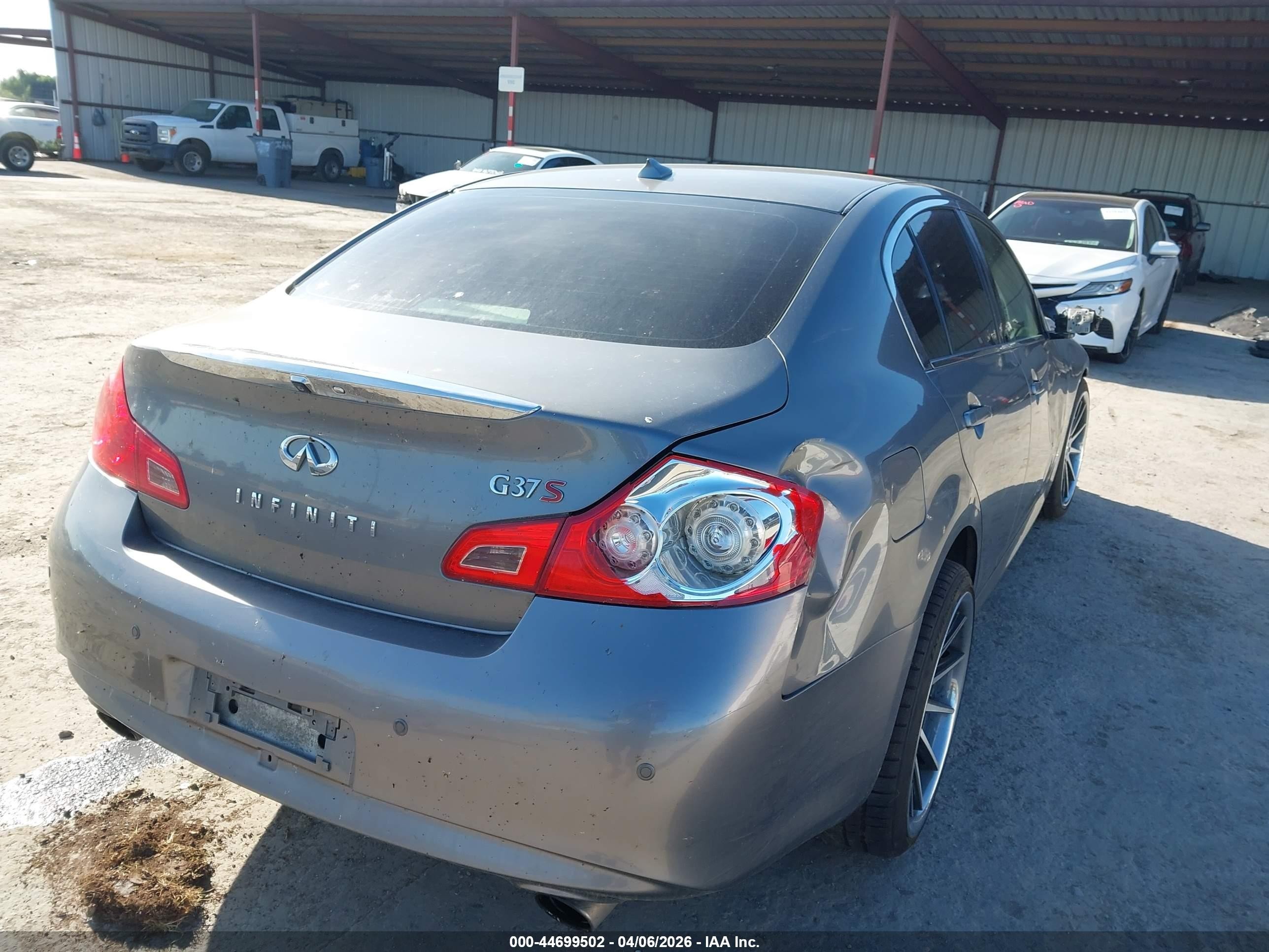 2012 Infiniti G37 VIN JN1CV6AP9CM622335 IAAI salvage auction — Unknown, Salvage (California), sold $700 on 2026-07-09 (photo 4)