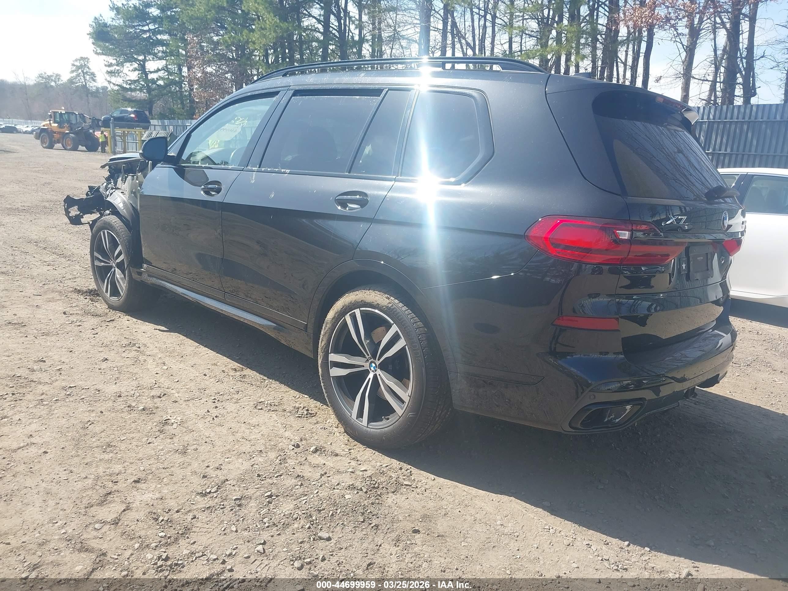2022 BMW X7 VIN 5UXCW2C02N9K70075 IAAI salvage auction — Unknown, Salvage (Idaho), sold $24,600 on 2026-08-23 (photo 3)