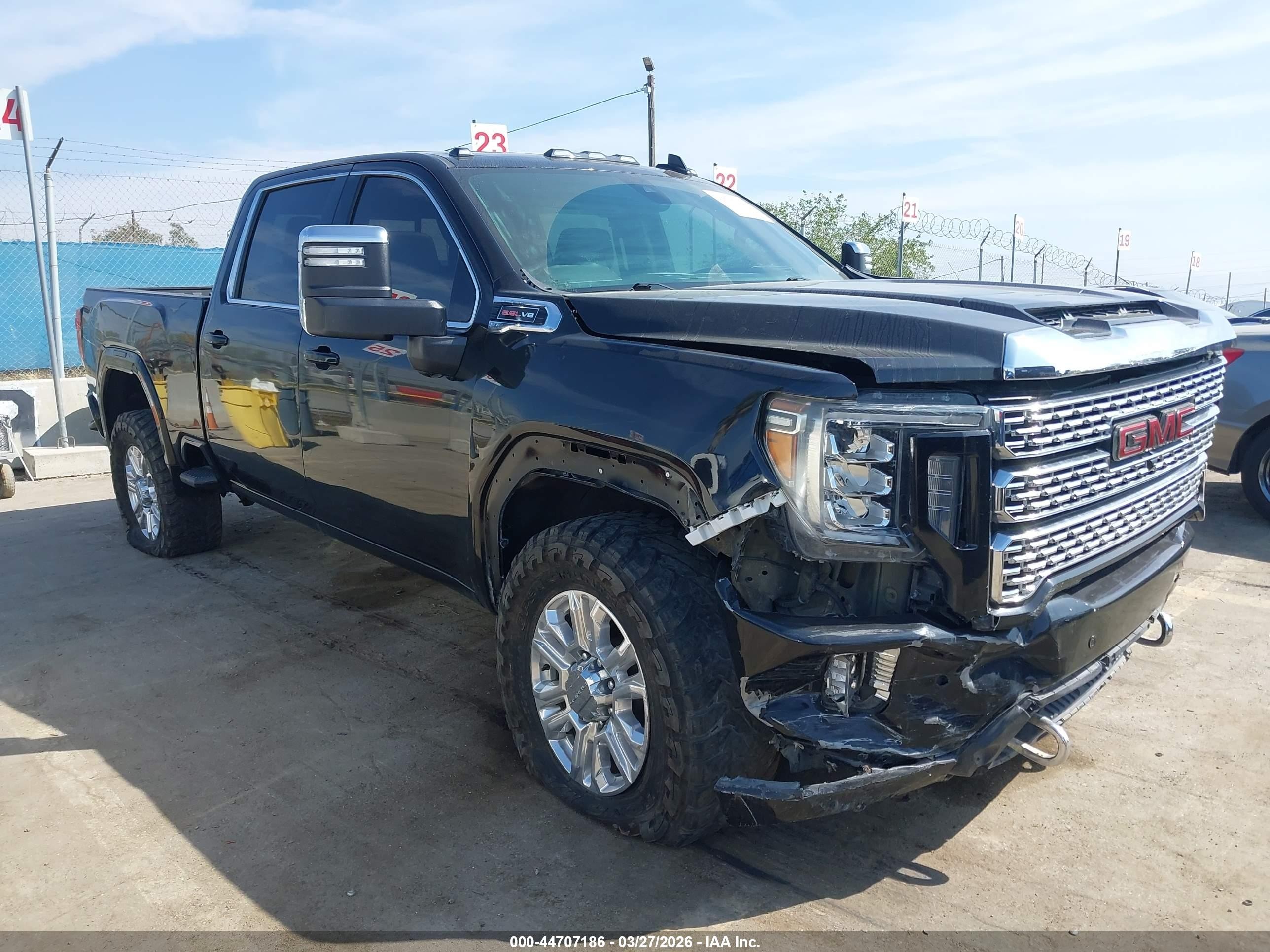 2022 Gmc SIERRA VIN 1GT49RE79NF161453 IAAI salvage auction — Front End, Salvage Title - Dealer (California), sold $7,950 on 2026-05-06 (photo 1)